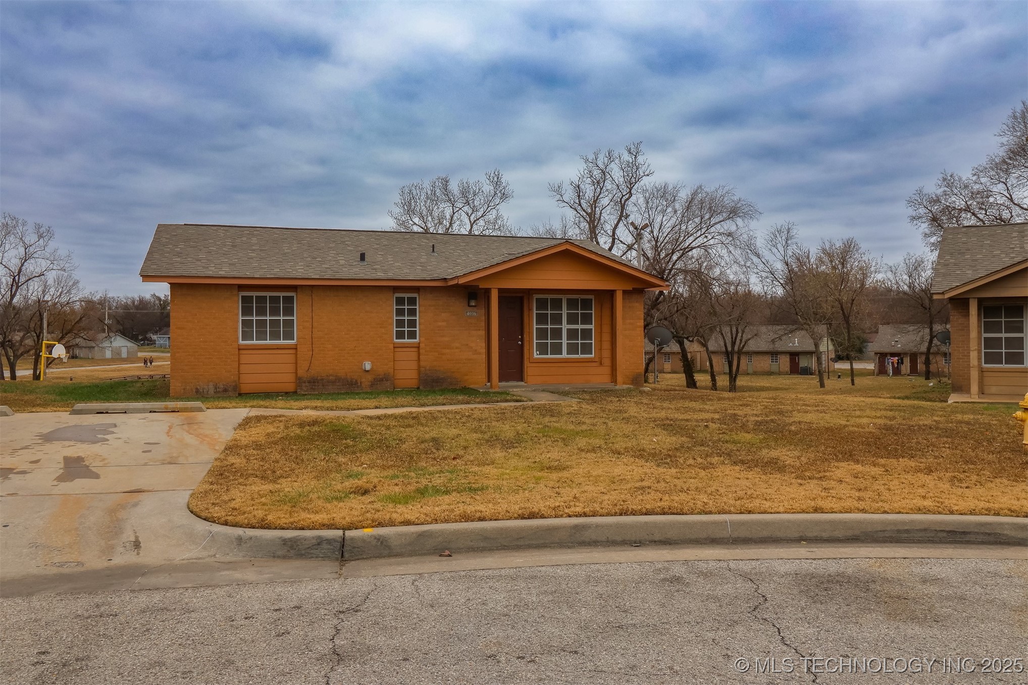 4012 W 56th Place Tulsa OK 74107