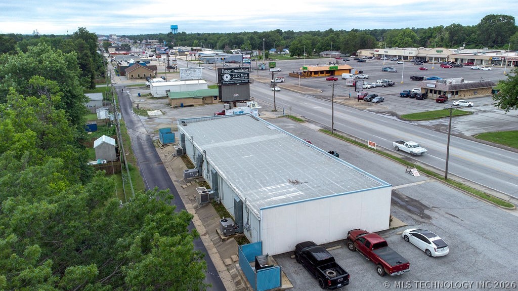 2028 N Main Street Miami OK 74354