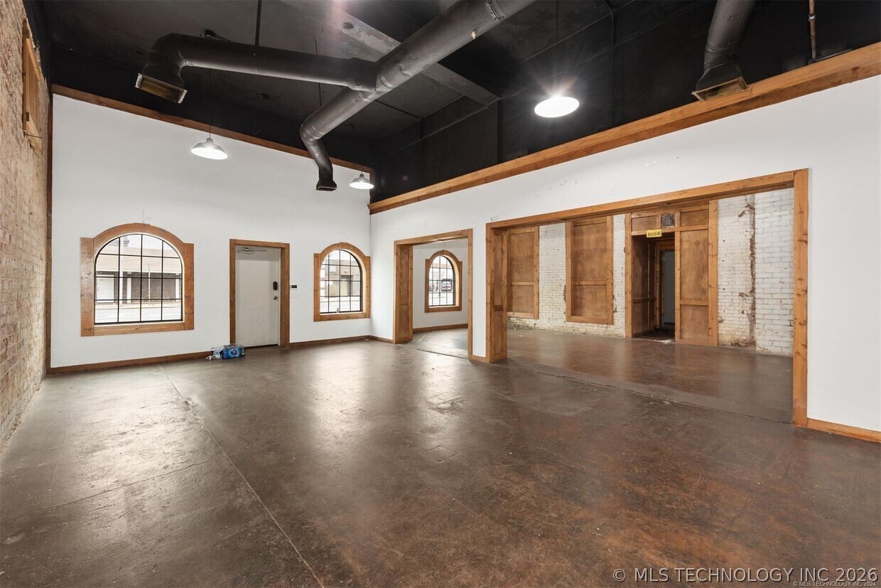 125 N Cherokee Muskogee OK 74403