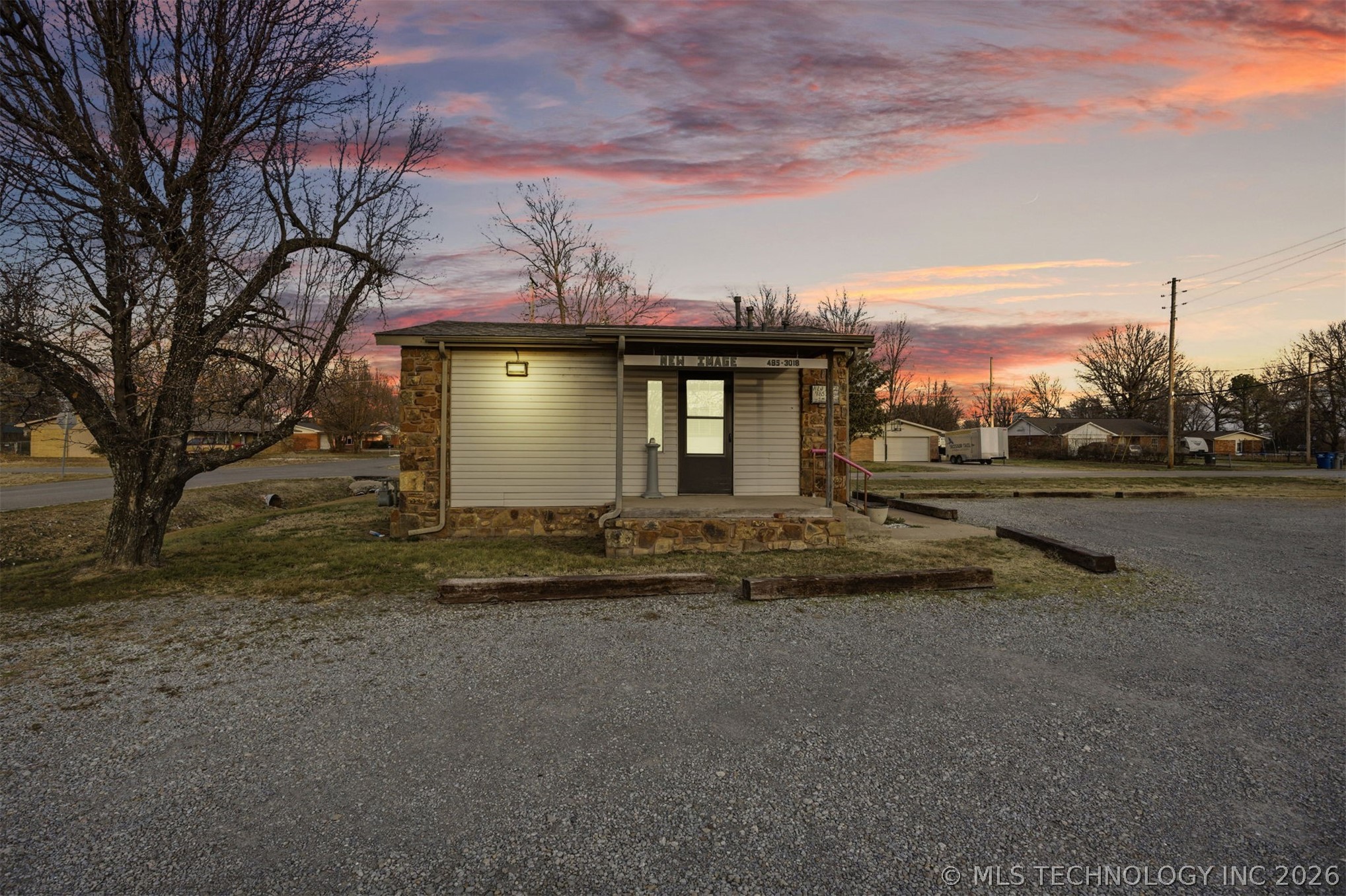 1401 S Mcquarrie Avenue Wagoner OK 74467