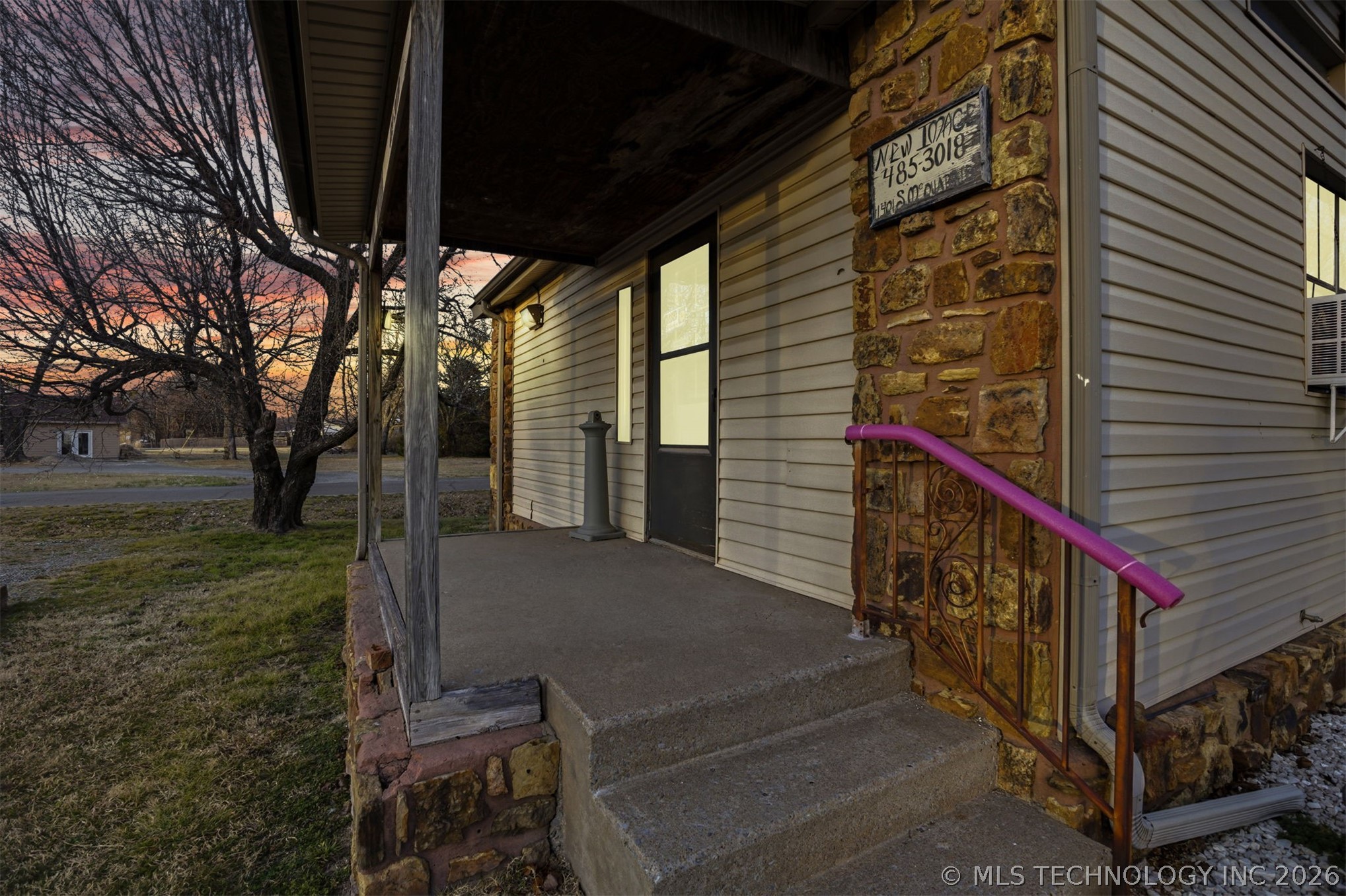 1401 S Mcquarrie Avenue Wagoner OK 74467