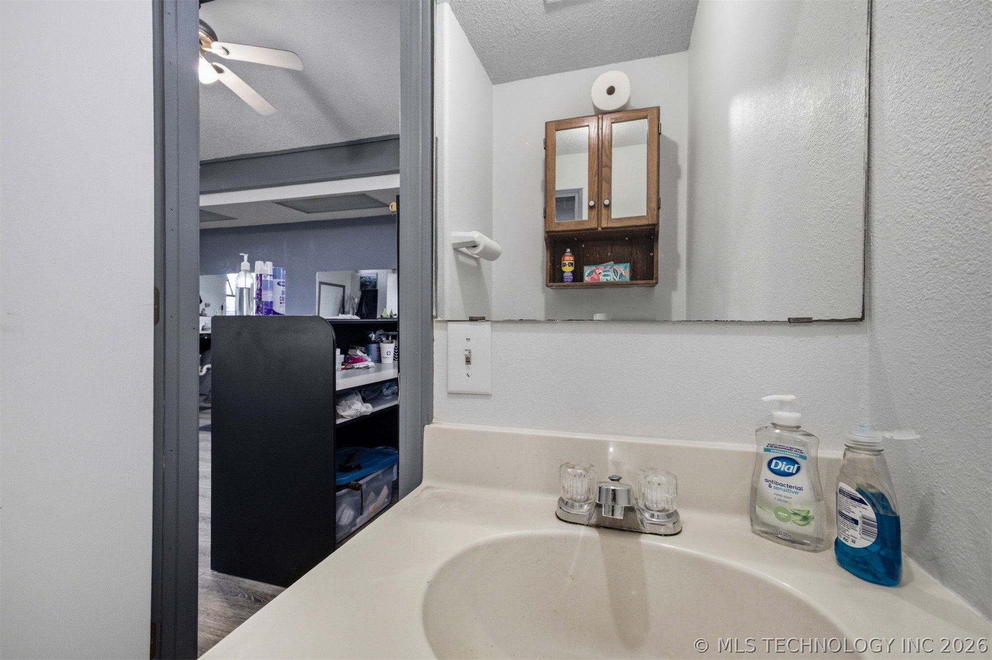 1401 S Mcquarrie Avenue Wagoner OK 74467