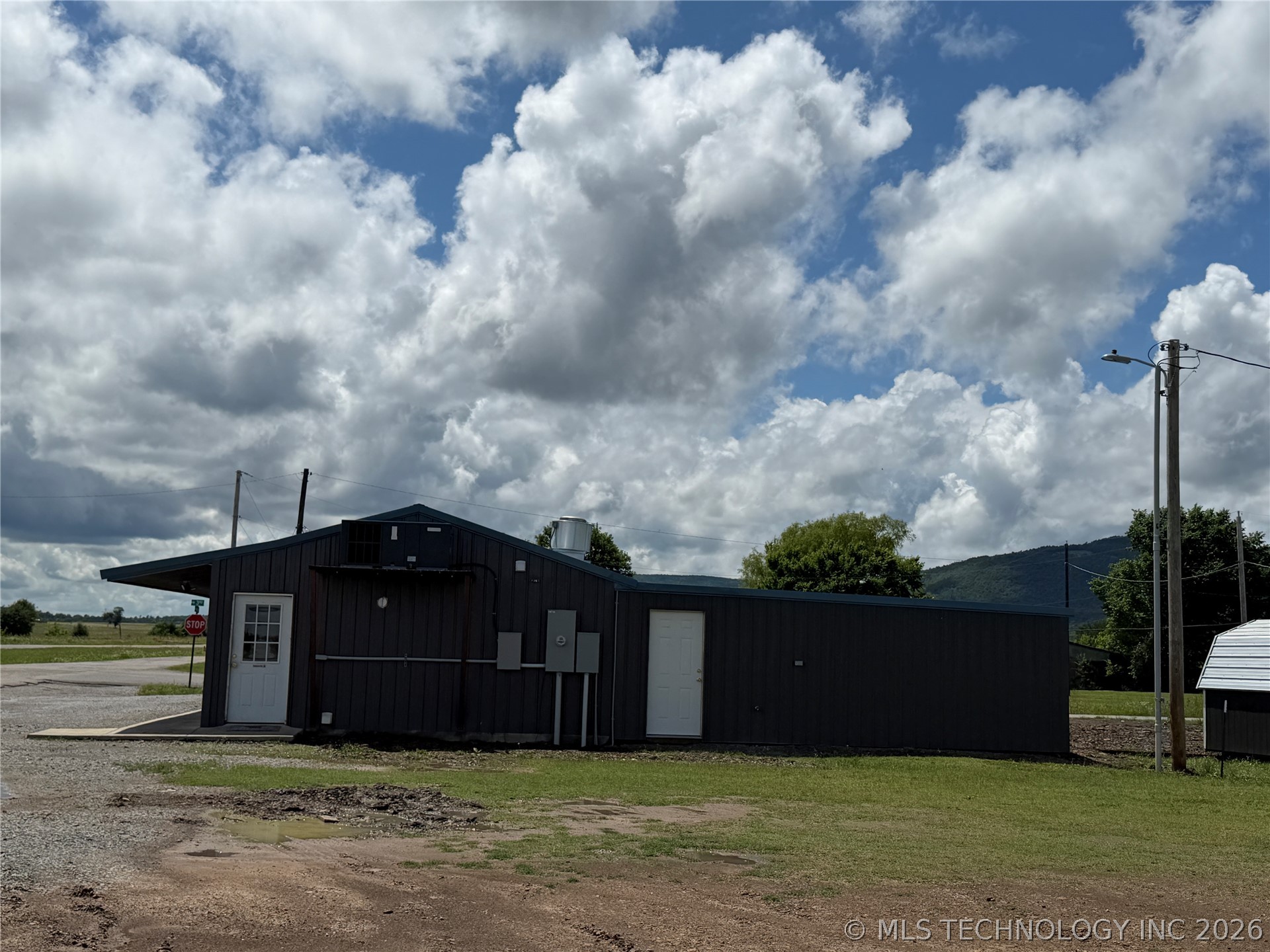 307 NW Market Wilburton OK 74563