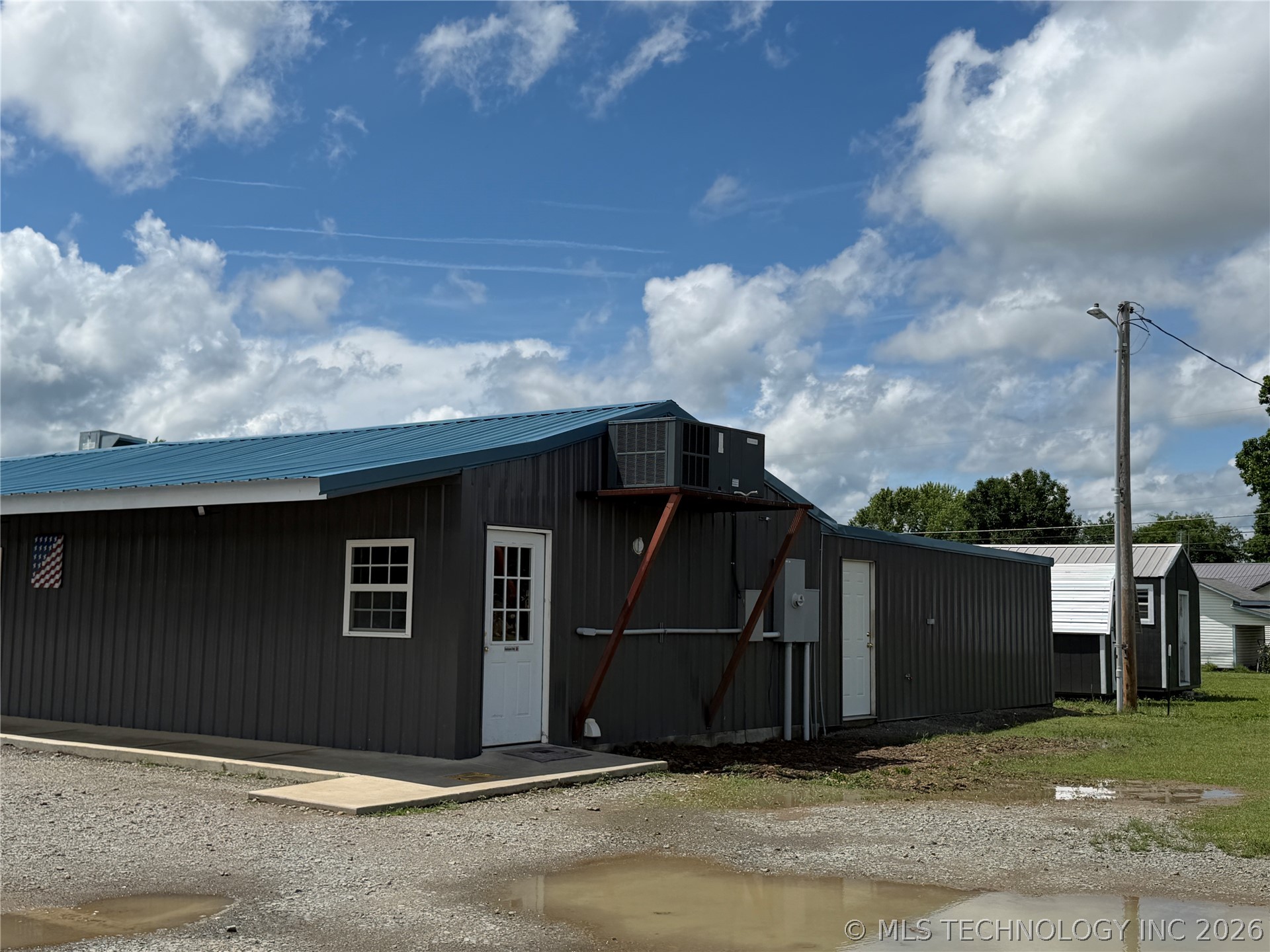 307 NW Market Wilburton OK 74563