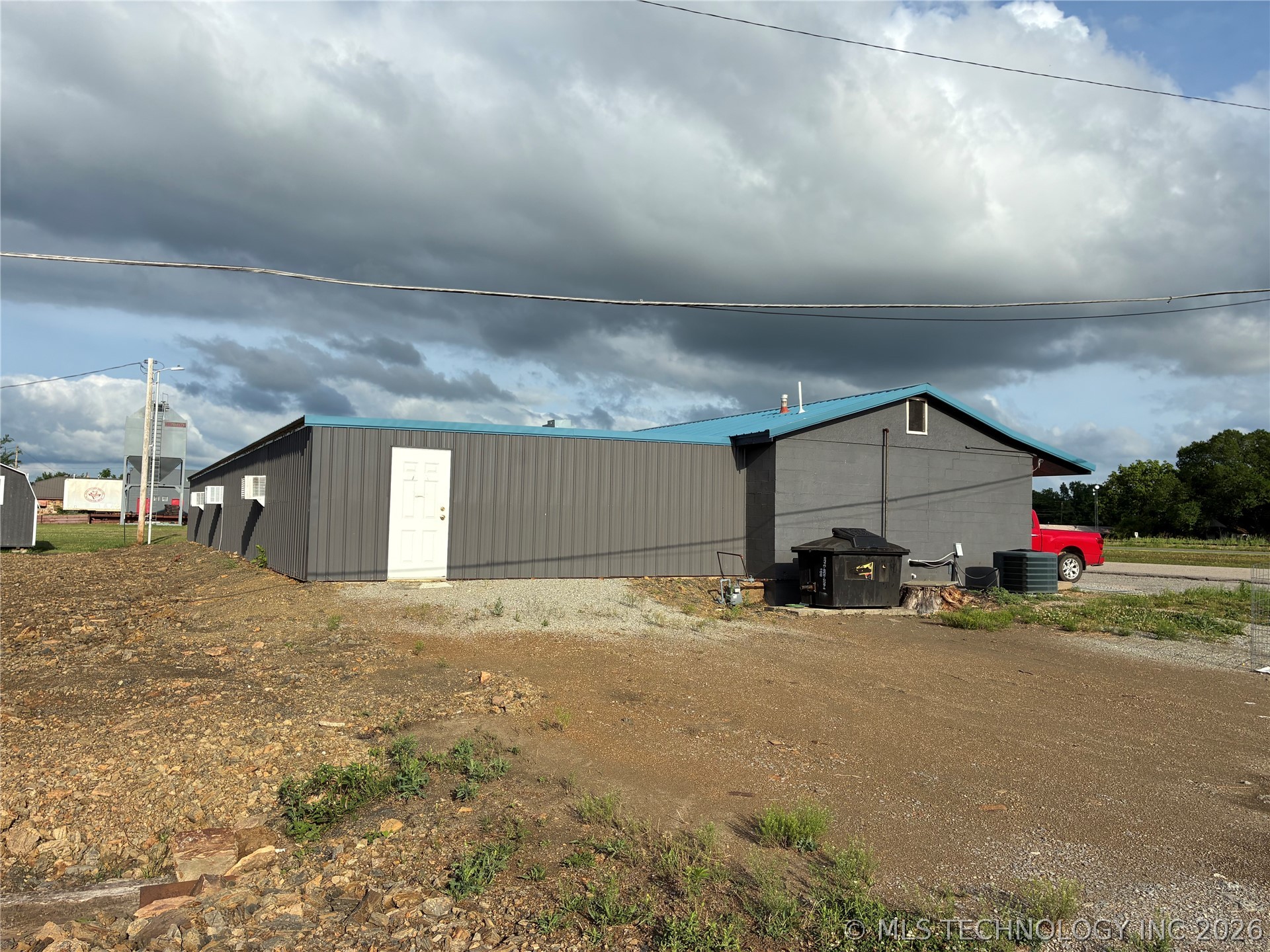 307 NW Market Wilburton OK 74563