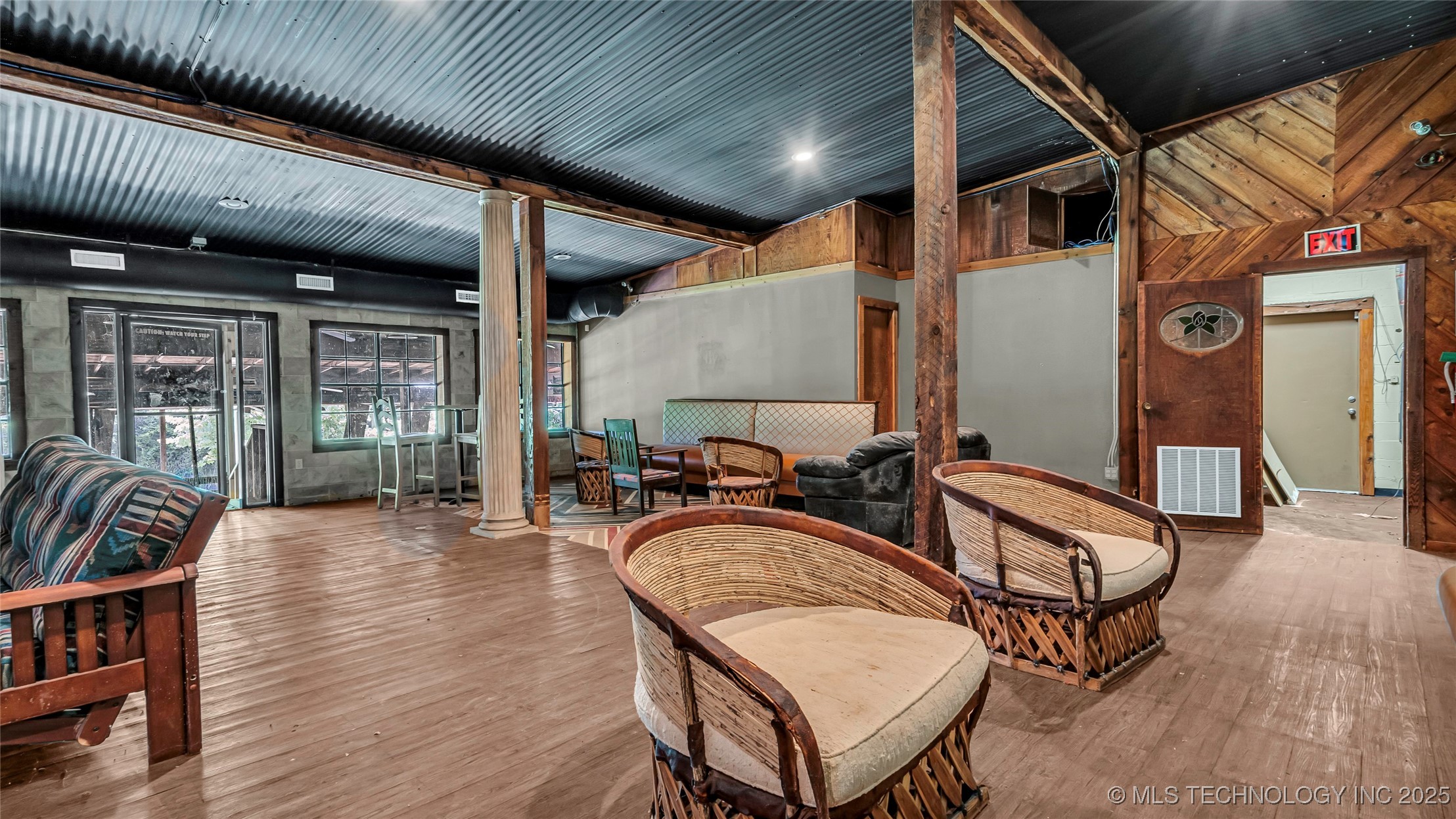 4565 Us Highway 77 Davis OK 73030