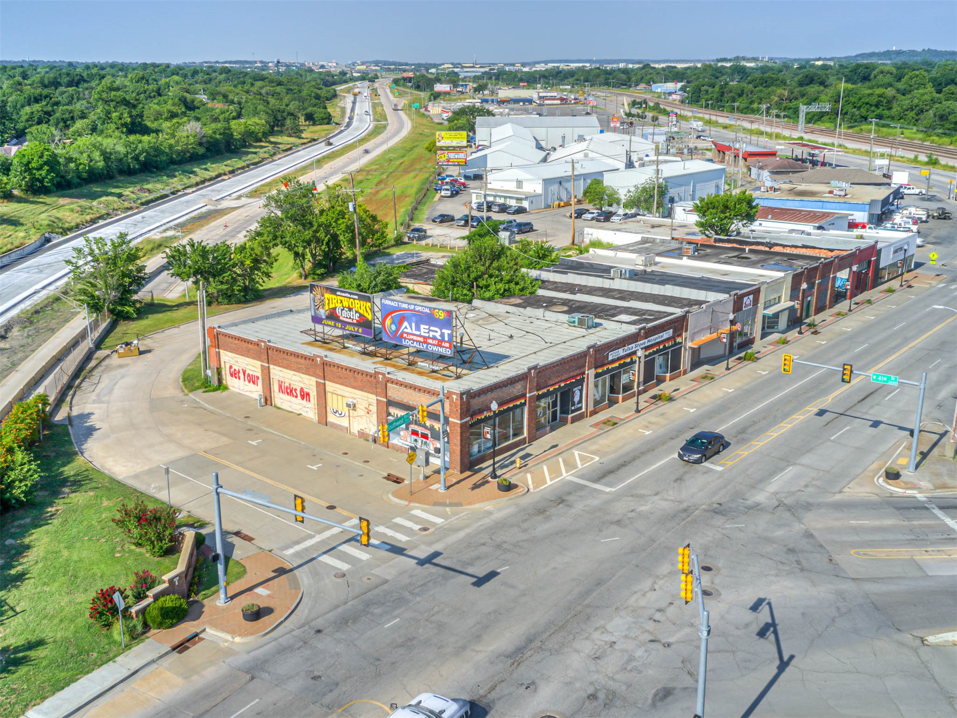 4067 Southwest Boulevard Tulsa OK 74107