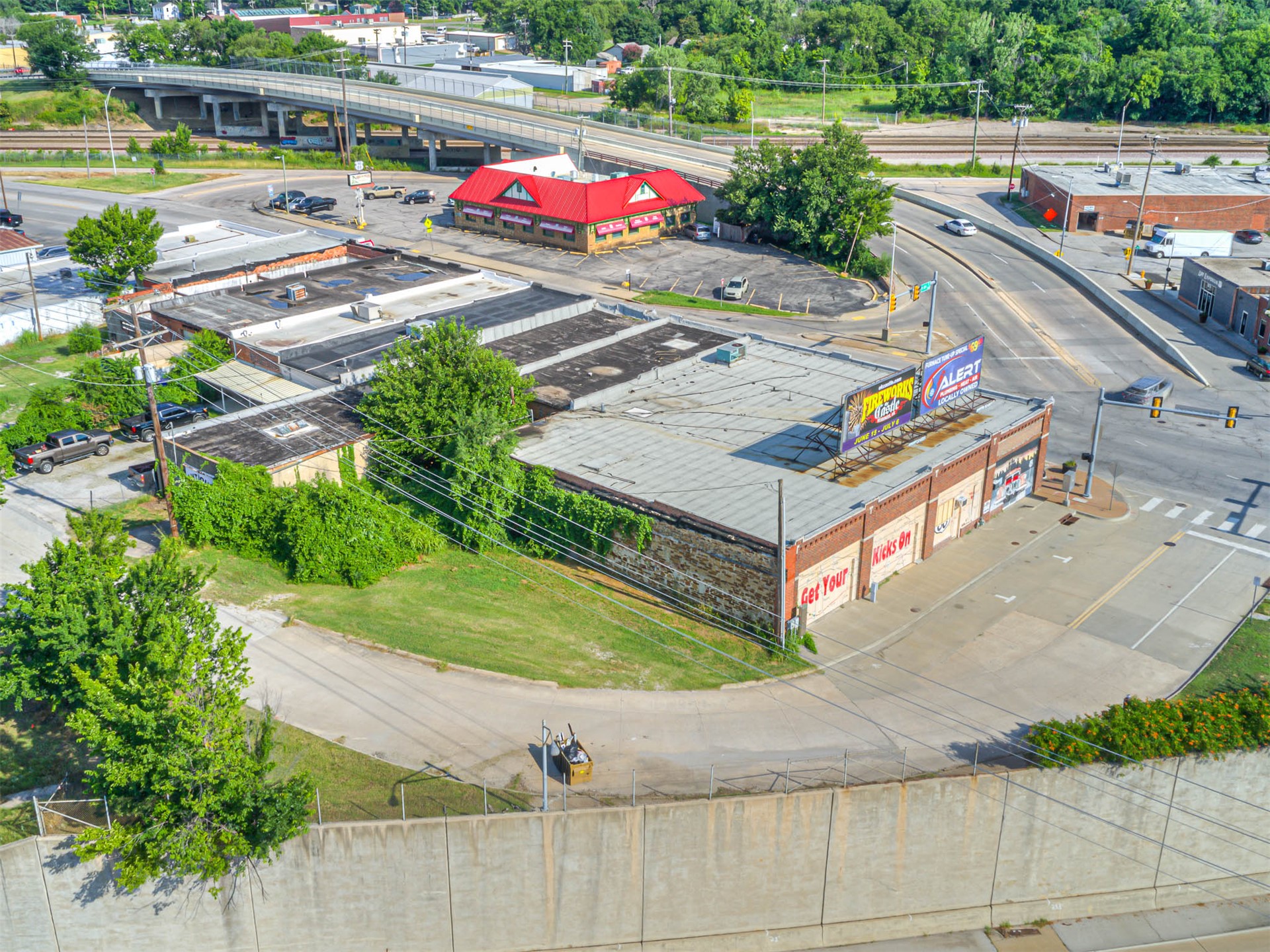4067 Southwest Boulevard Tulsa OK 74107