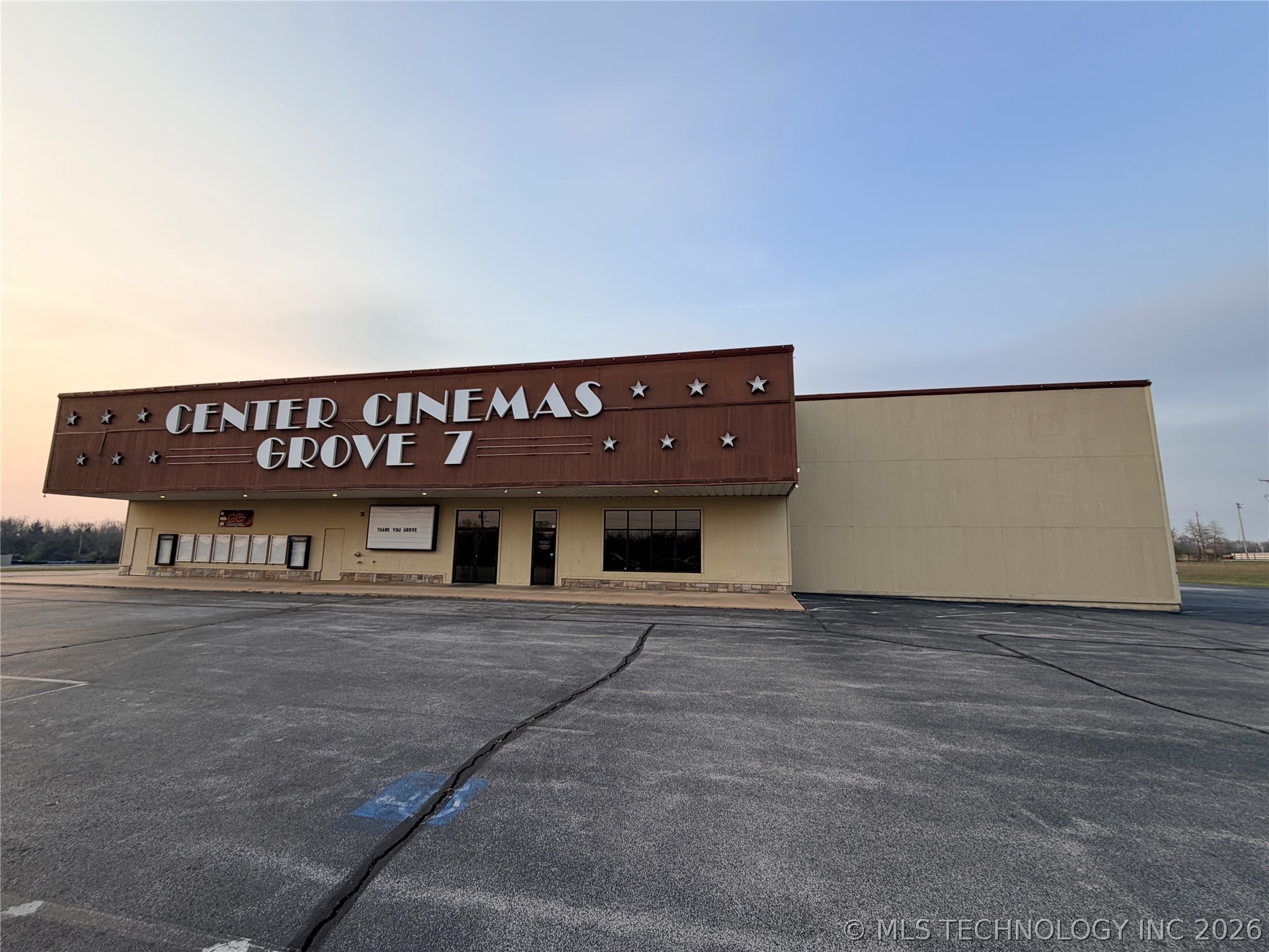 1109 N 3rd Street Grove OK 74344