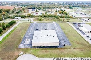1109 N 3rd Street Grove OK 74344