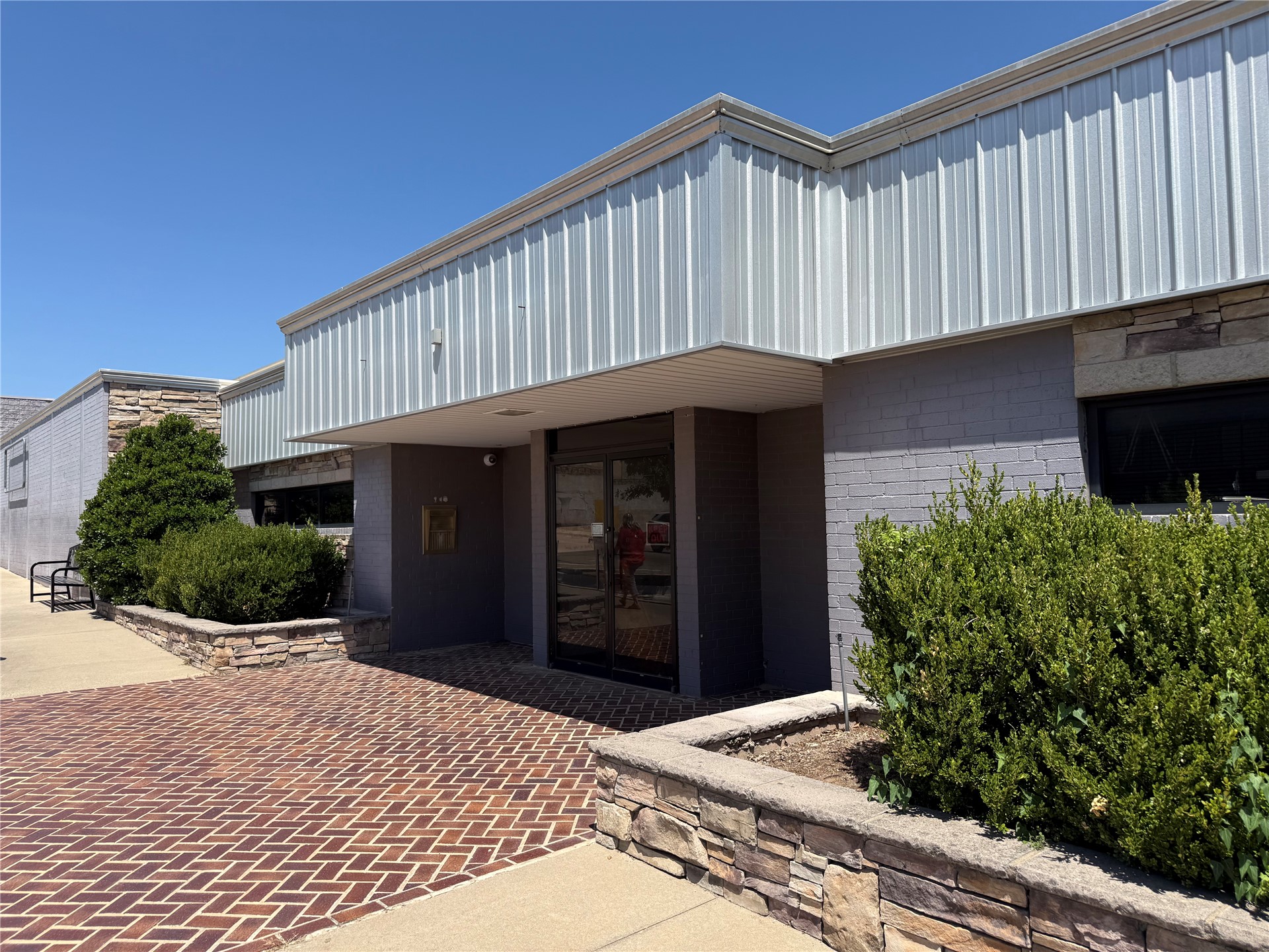 302 W Bdwy Okemah OK 74859