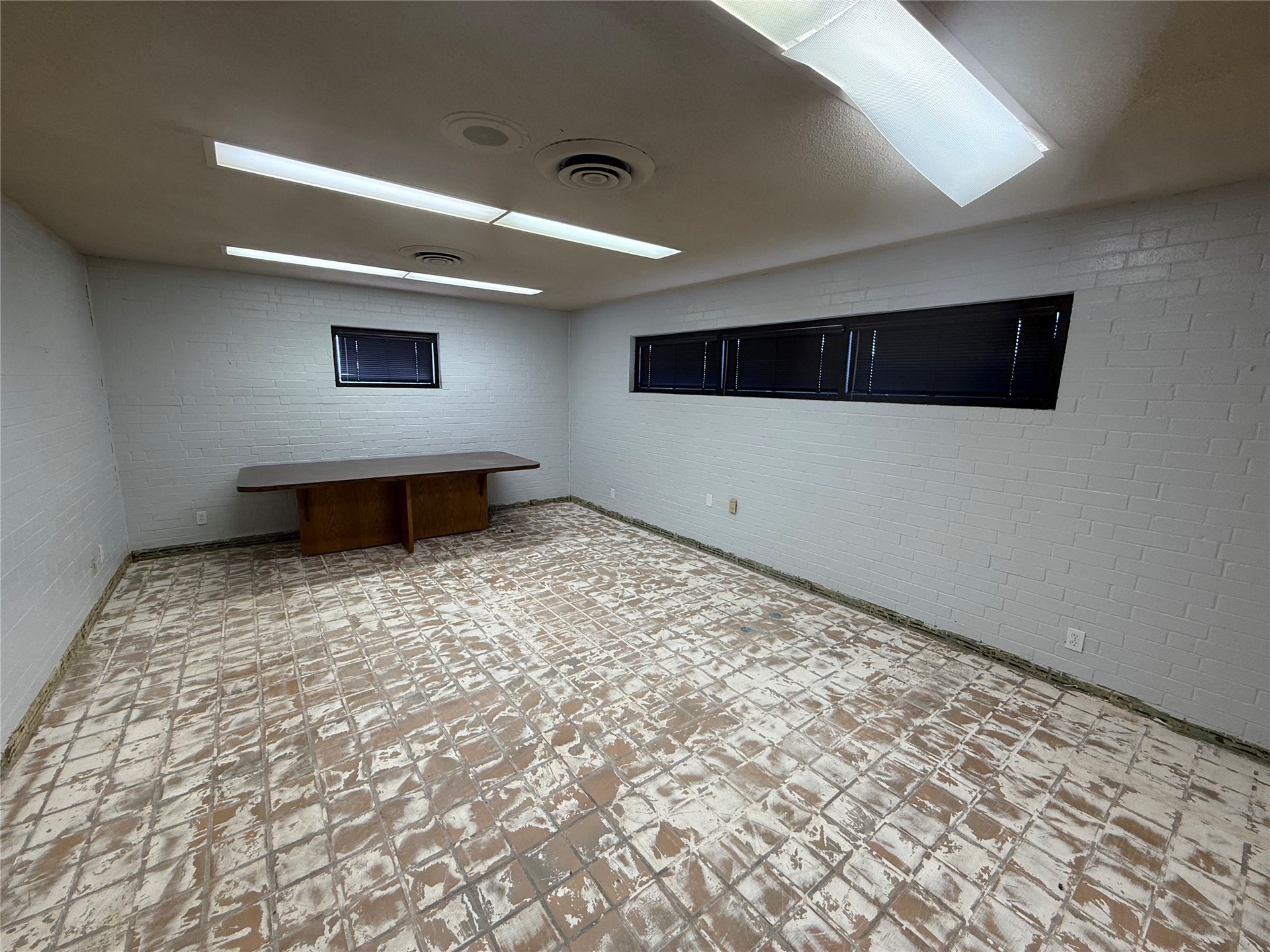 302 W Bdwy Okemah OK 74859