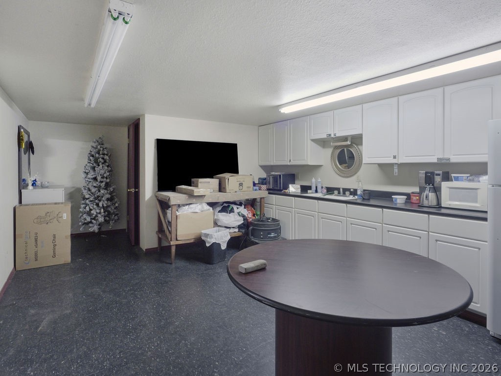 894 S Mississippi Atoka OK 74525