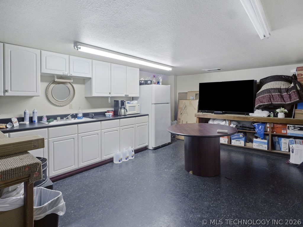 894 S Mississippi Atoka OK 74525