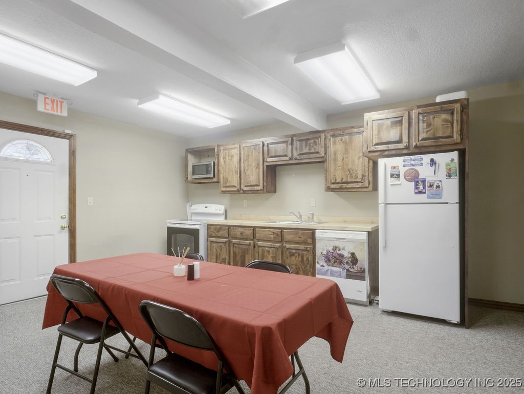 151 S Mississippi Atoka OK 74525