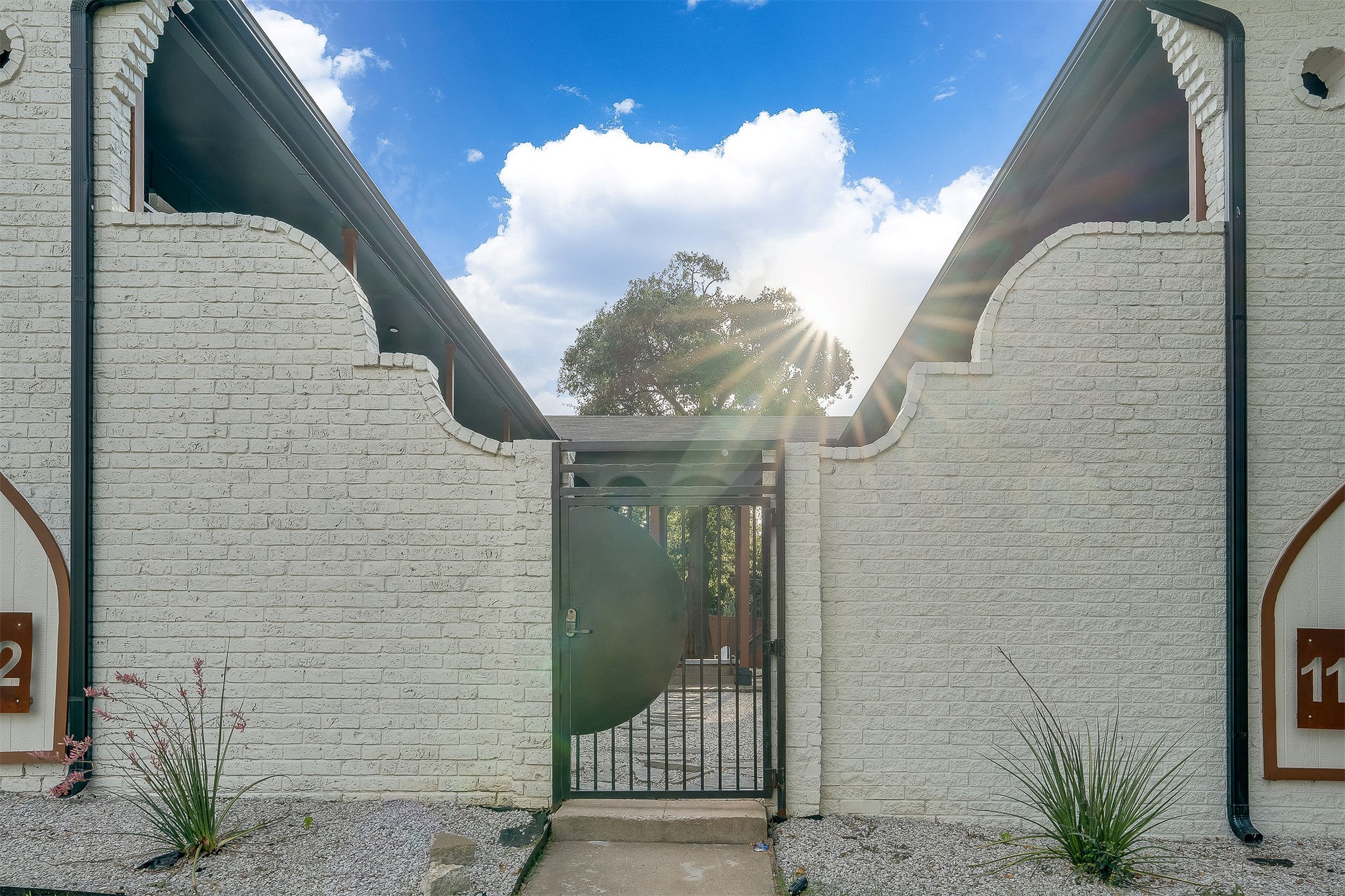 1150 S Quaker Avenue Tulsa OK 74120