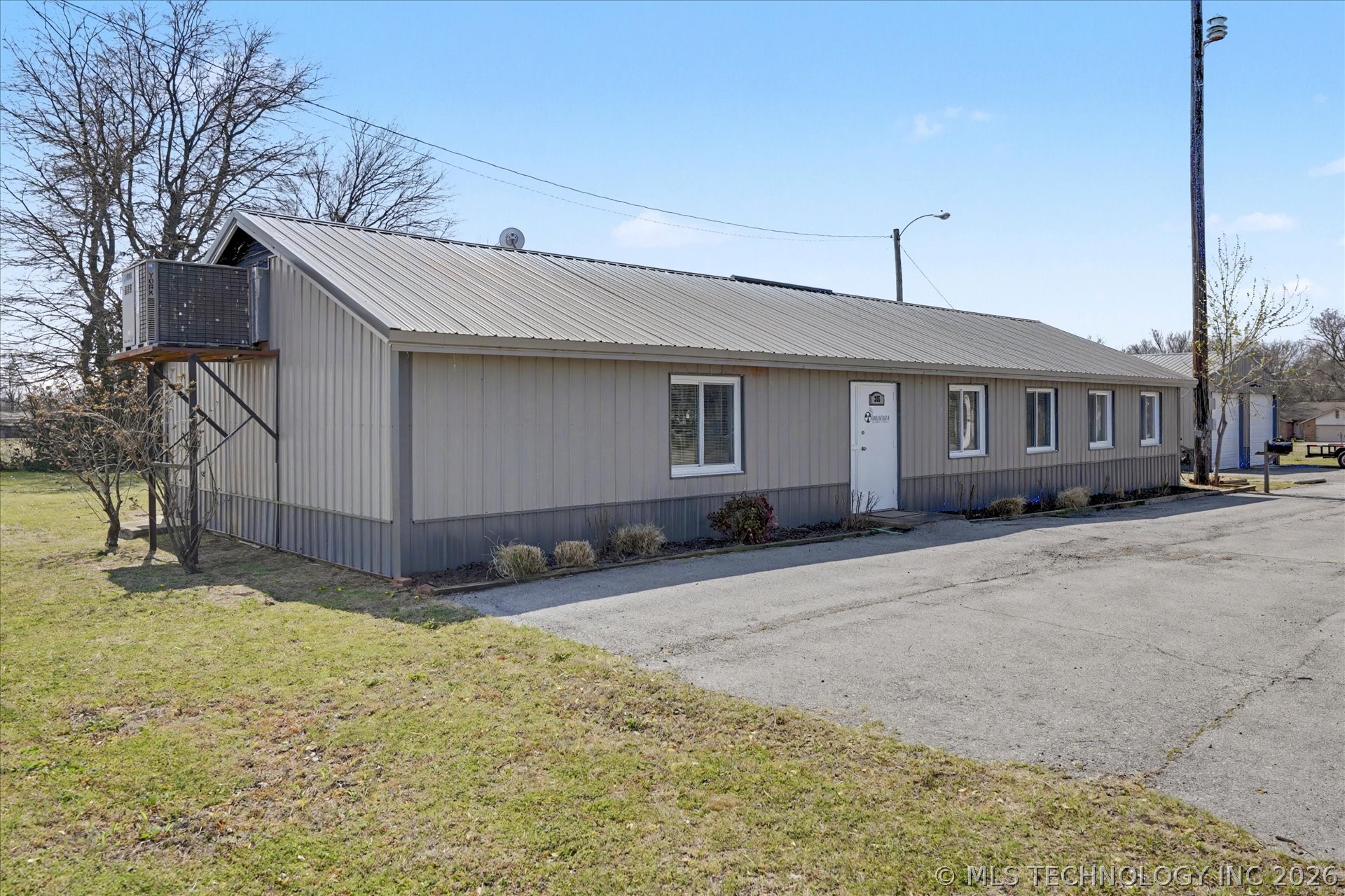 315 E Alta Street Oologah OK 74053