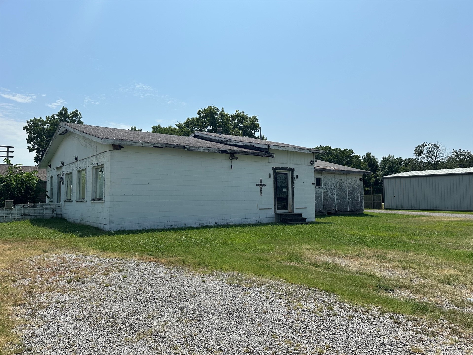 417 W Cherokee Street Wagoner OK 74467