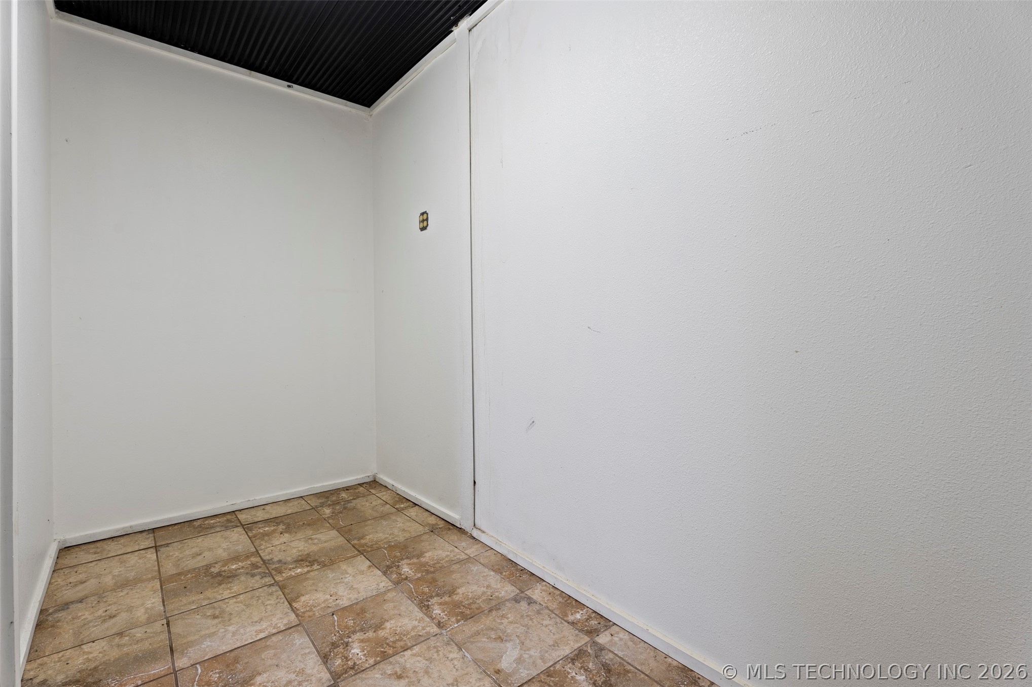 57530 E Us Highway 59 Fairland OK 74343