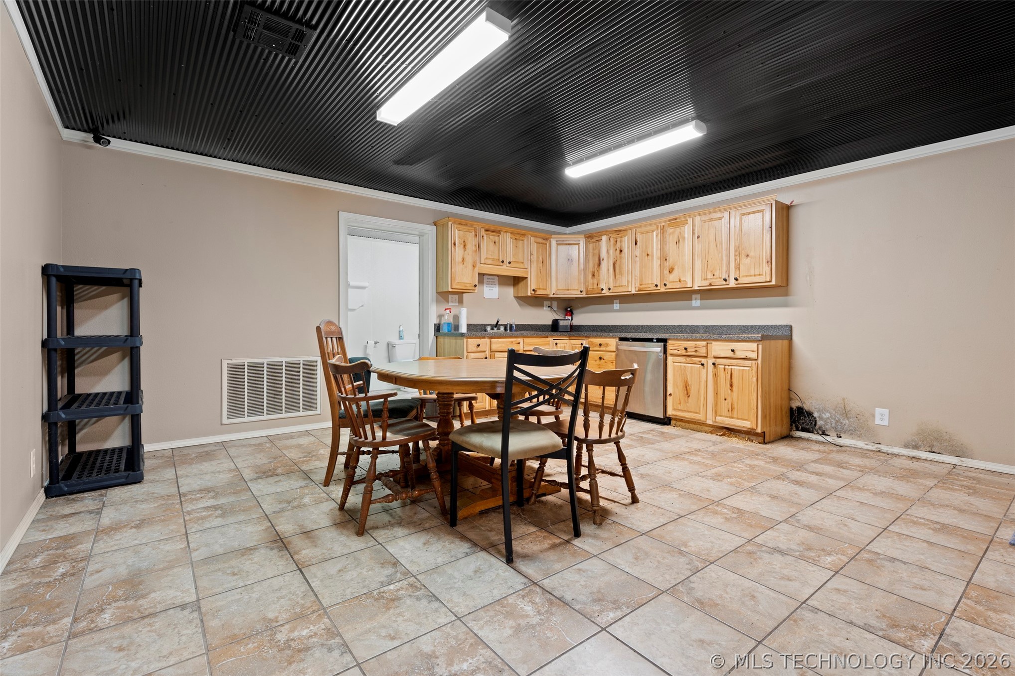 57530 E Us Highway 59 Fairland OK 74343