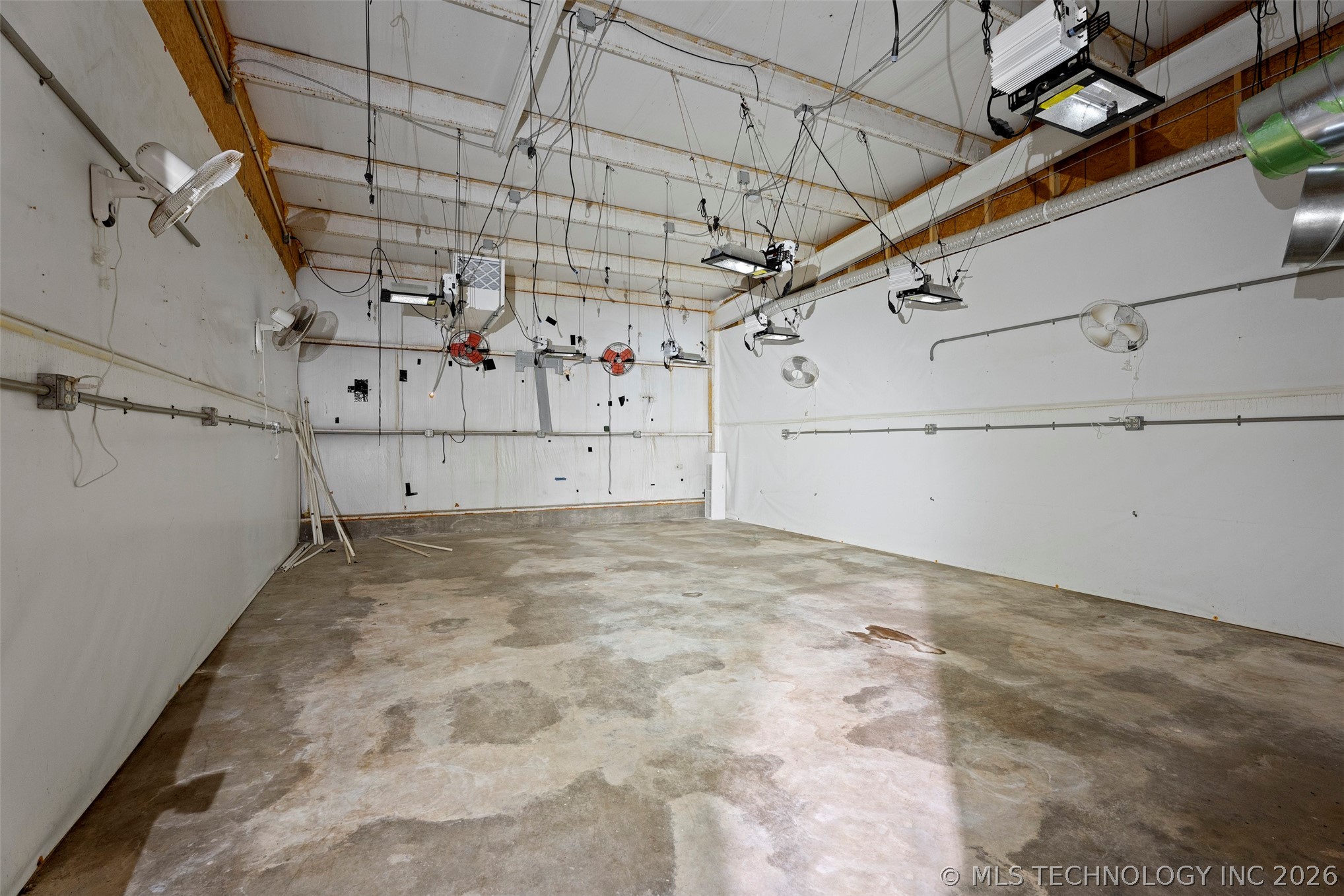 57530 E Us Highway 59 Fairland OK 74343