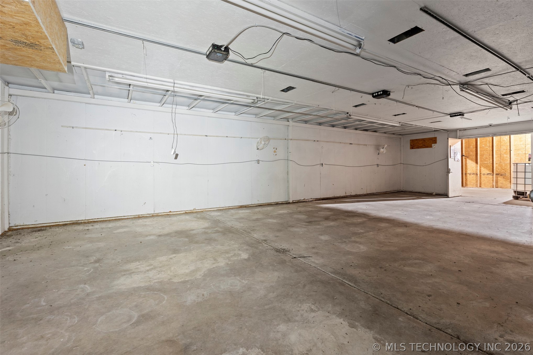 57530 E Us Highway 59 Fairland OK 74343