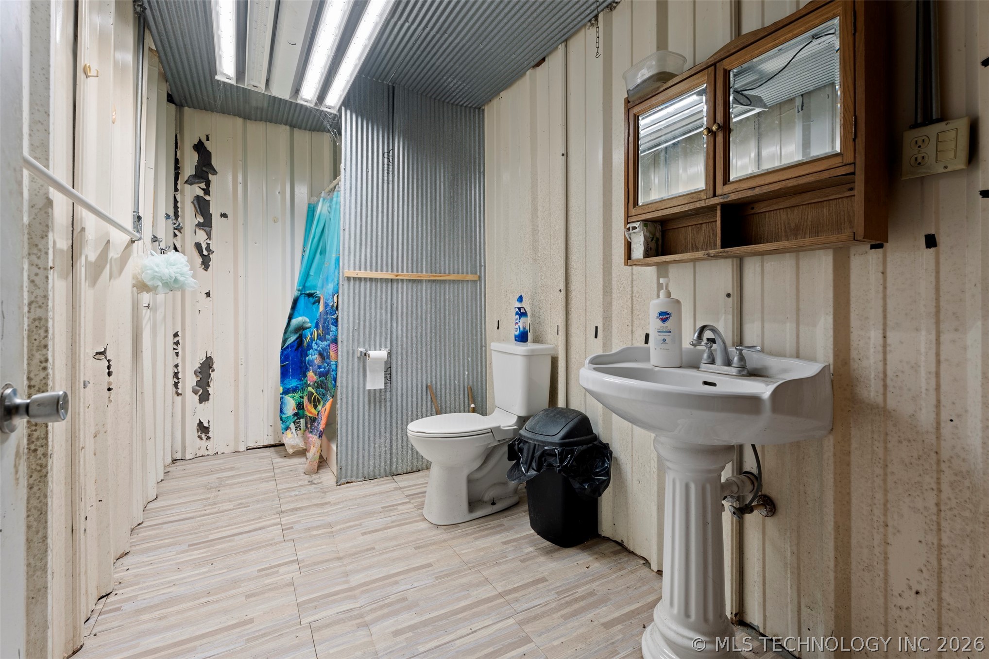 57530 E Us Highway 59 Fairland OK 74343