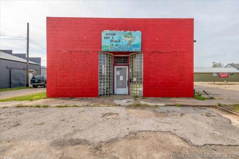 312 E Cherokee Avenue Nowata OK 74048