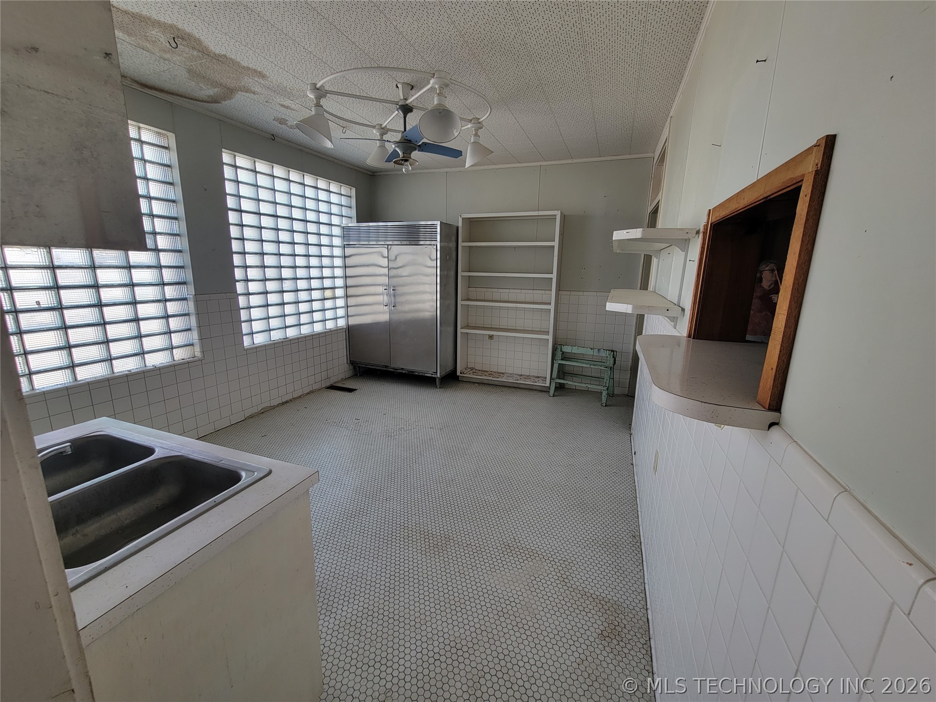 10 S Vann Street Pryor OK 74361