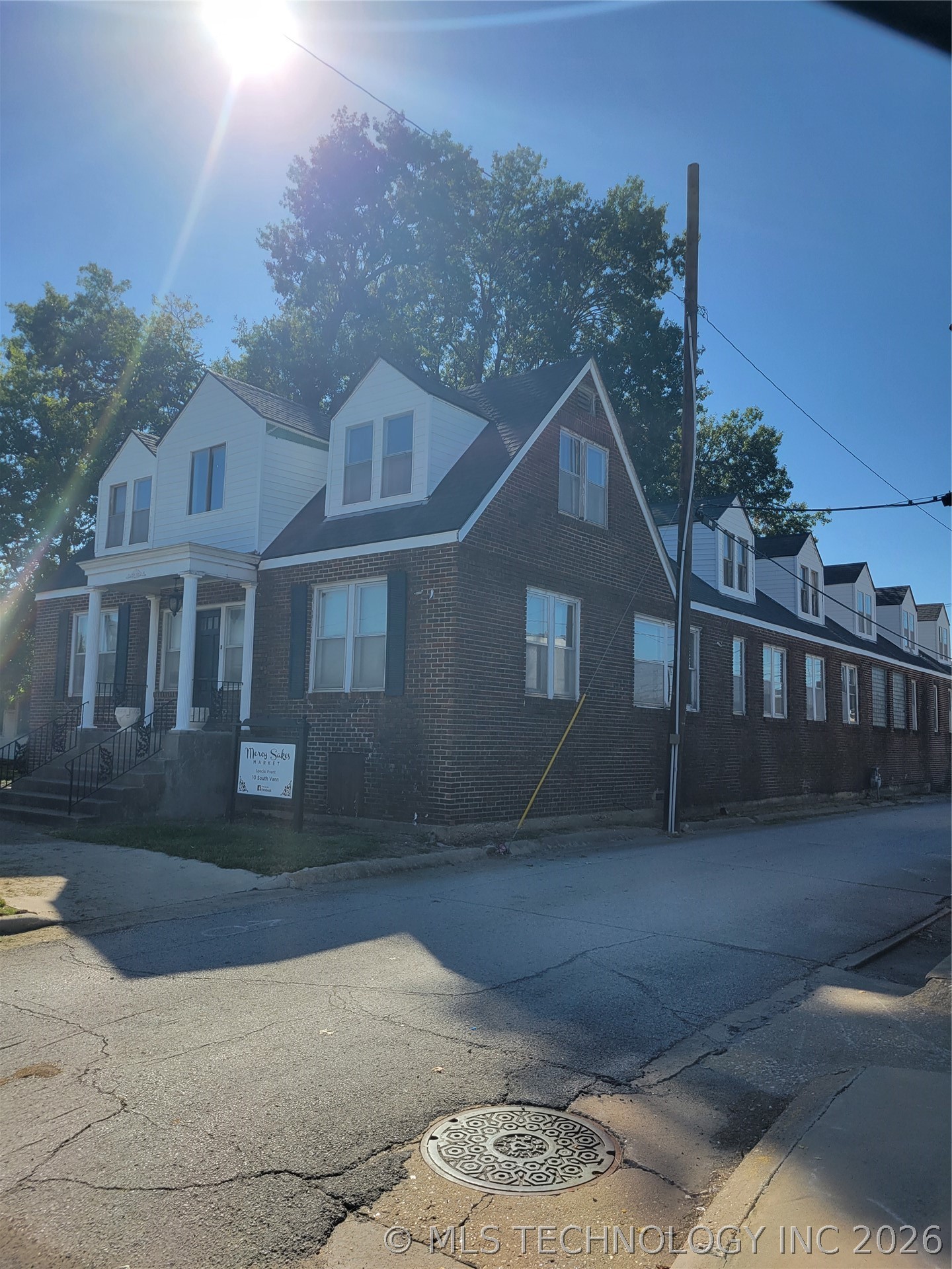 10 S Vann Street Pryor OK 74361