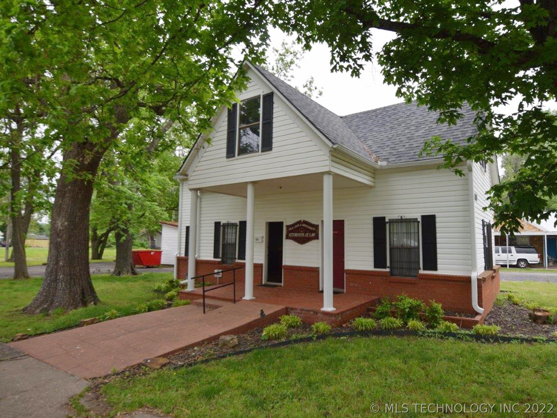 400 W Division Street Stilwell OK 74960