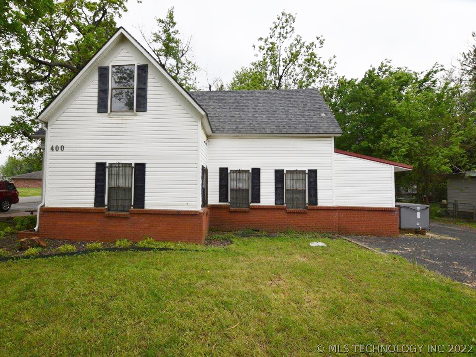 400 W Division Street Stilwell OK 74960