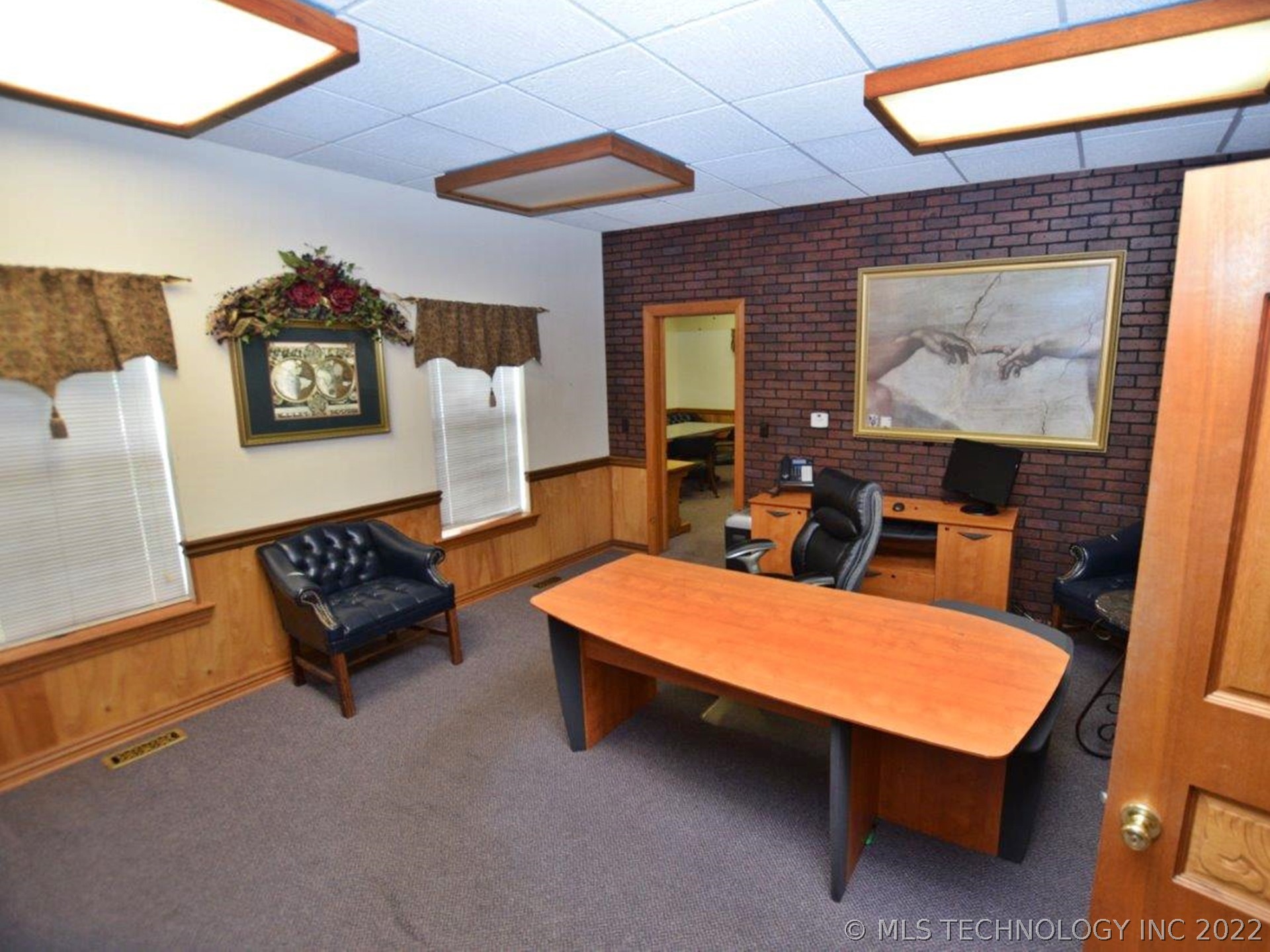 400 W Division Street Stilwell OK 74960
