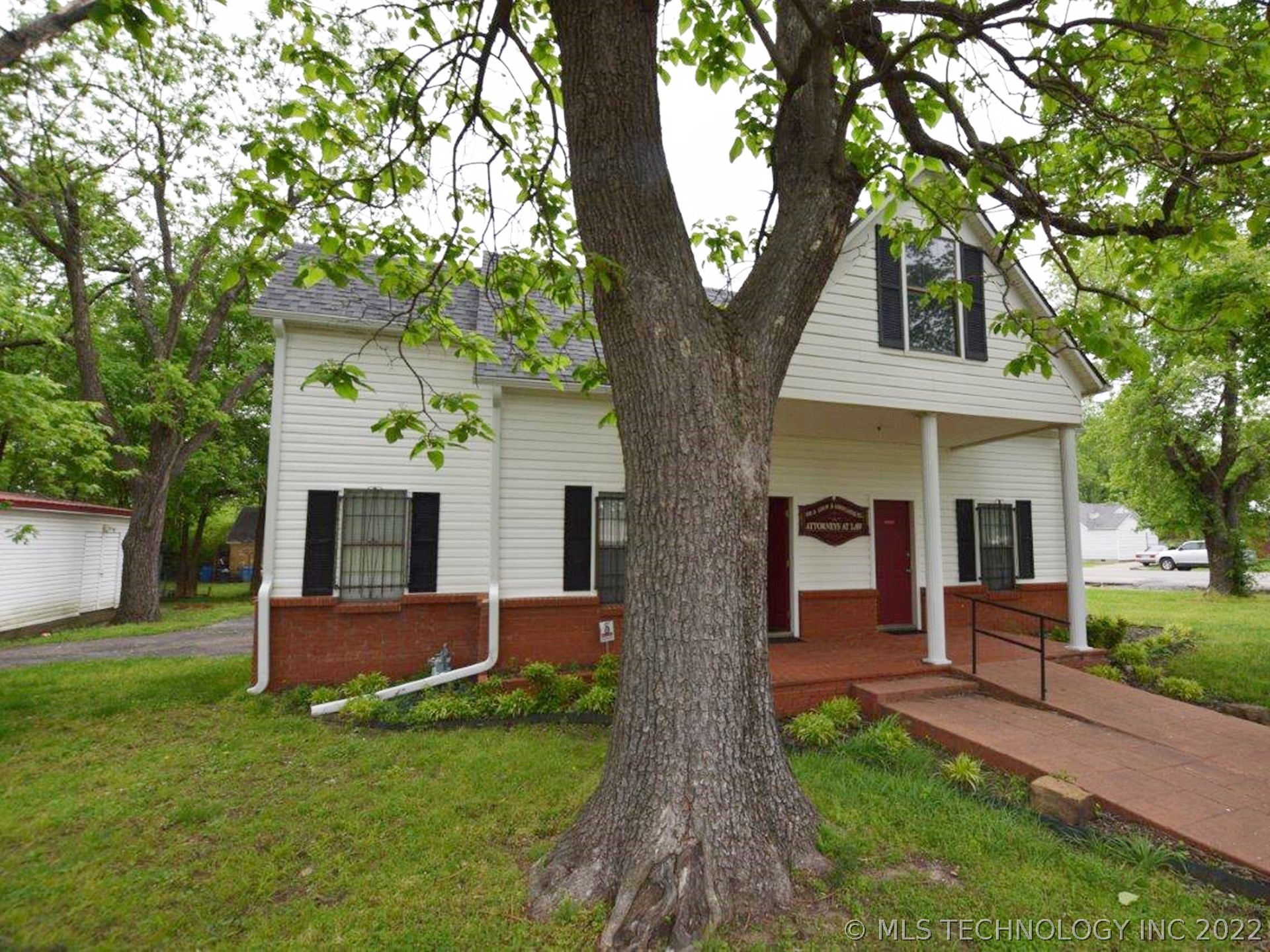 400 W Division Street Stilwell OK 74960