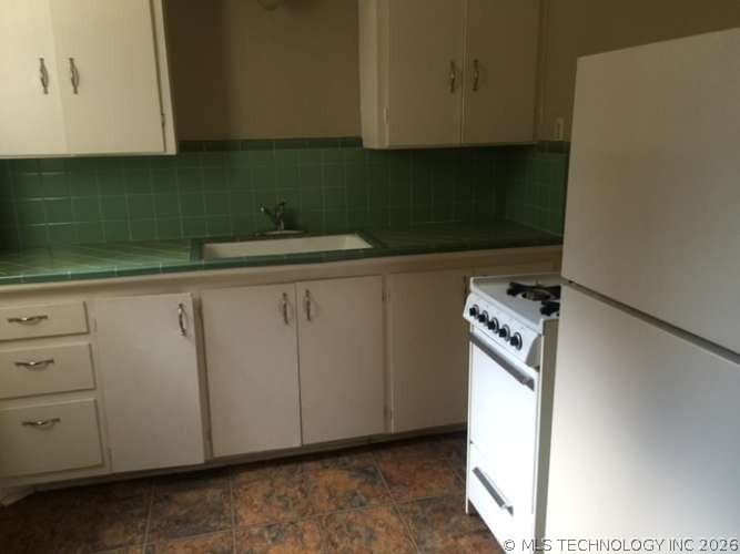 1204 S Saint Louis Avenue Tulsa OK 74120