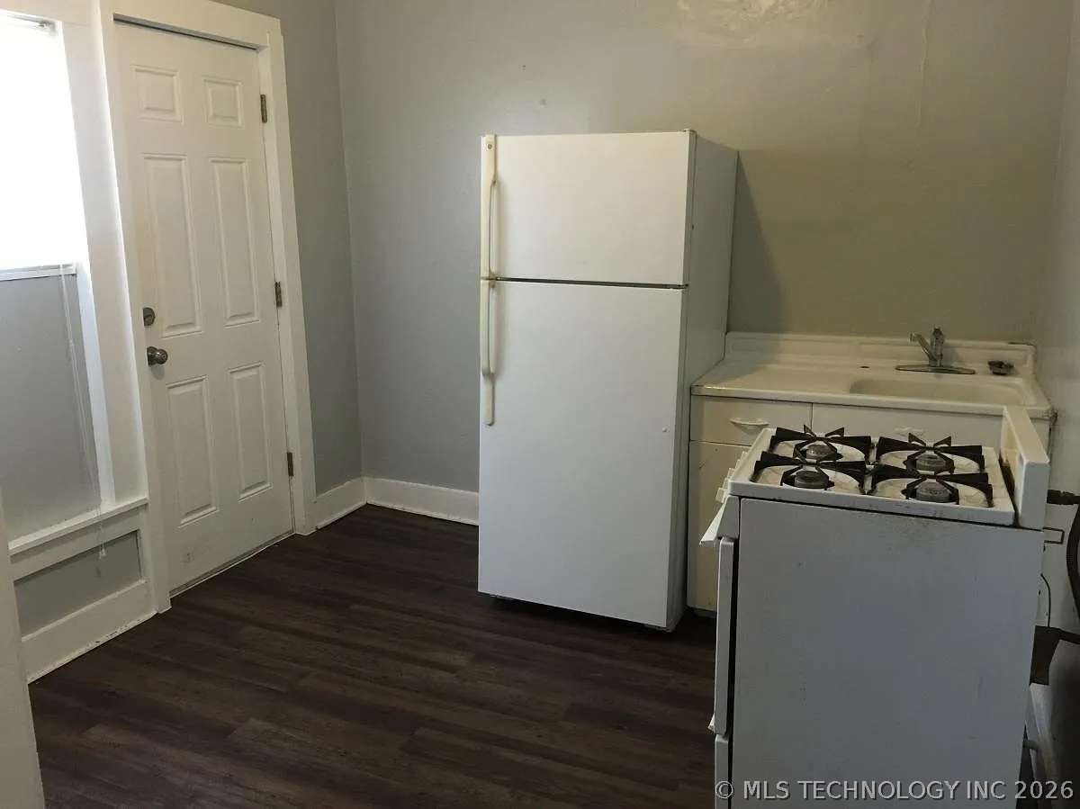 1204 S Saint Louis Avenue Tulsa OK 74120