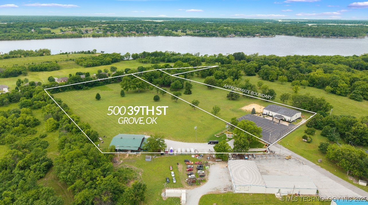 602 W 39th Street Grove OK 74344