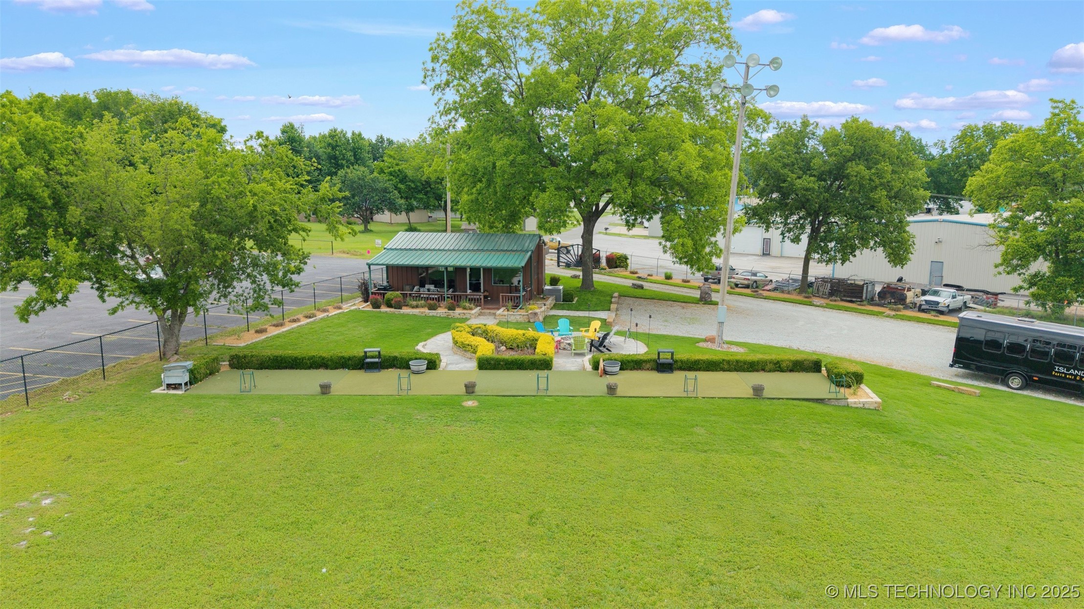 602 W 39th Street Grove OK 74344