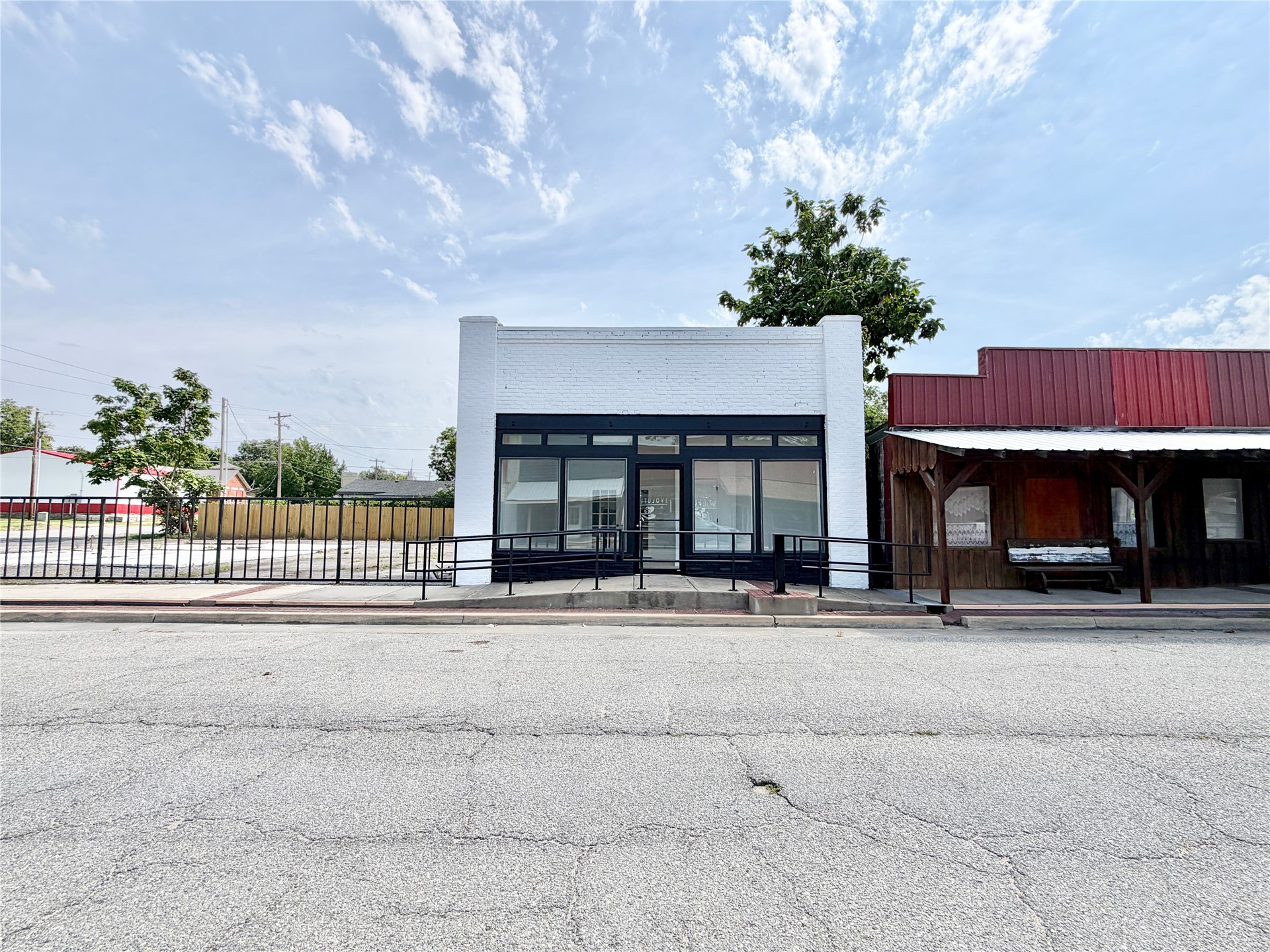 132 N Lee Street Fort Gibson OK 74434