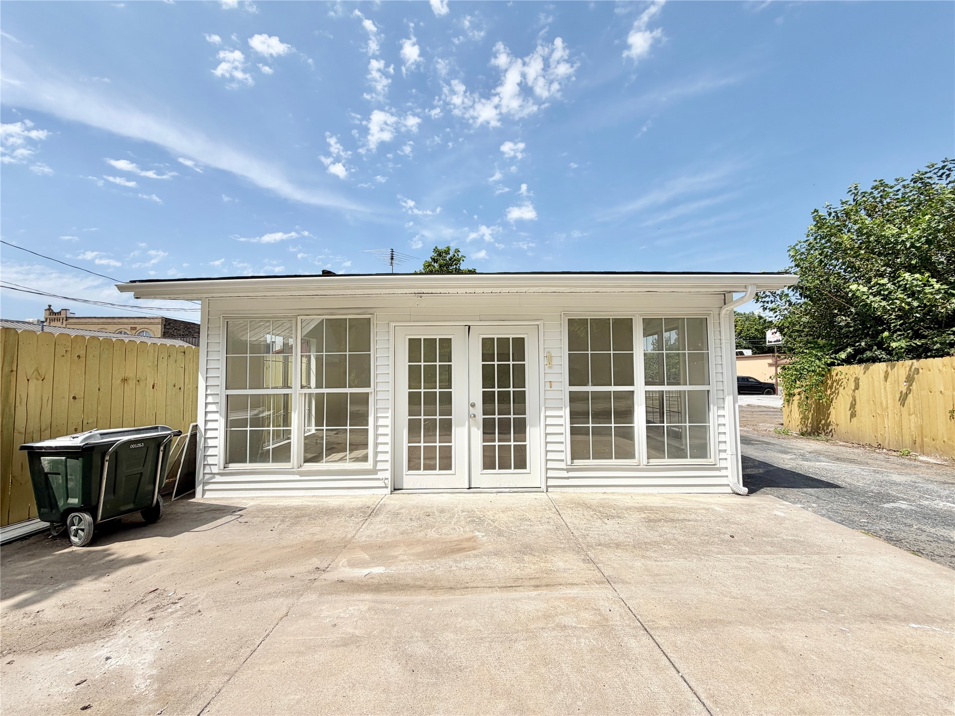 132 N Lee Street Fort Gibson OK 74434