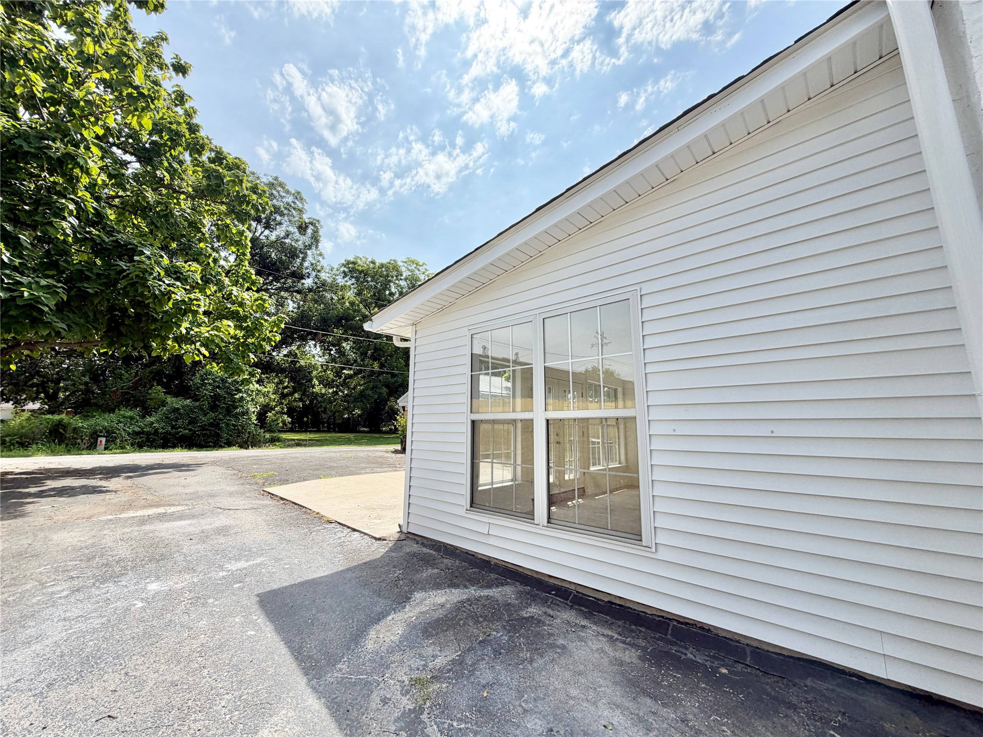 132 N Lee Street Fort Gibson OK 74434