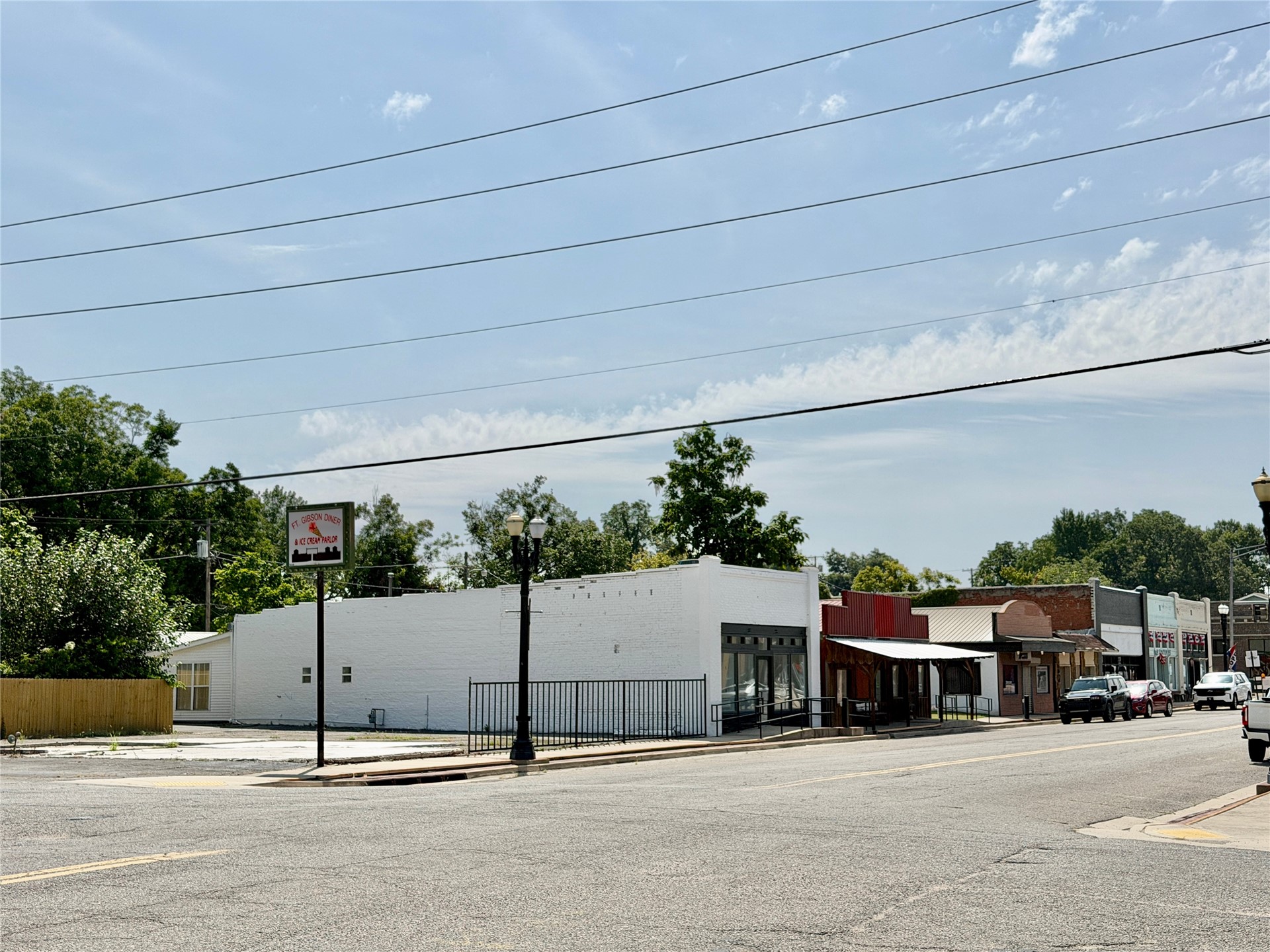 132 N Lee Street Fort Gibson OK 74434