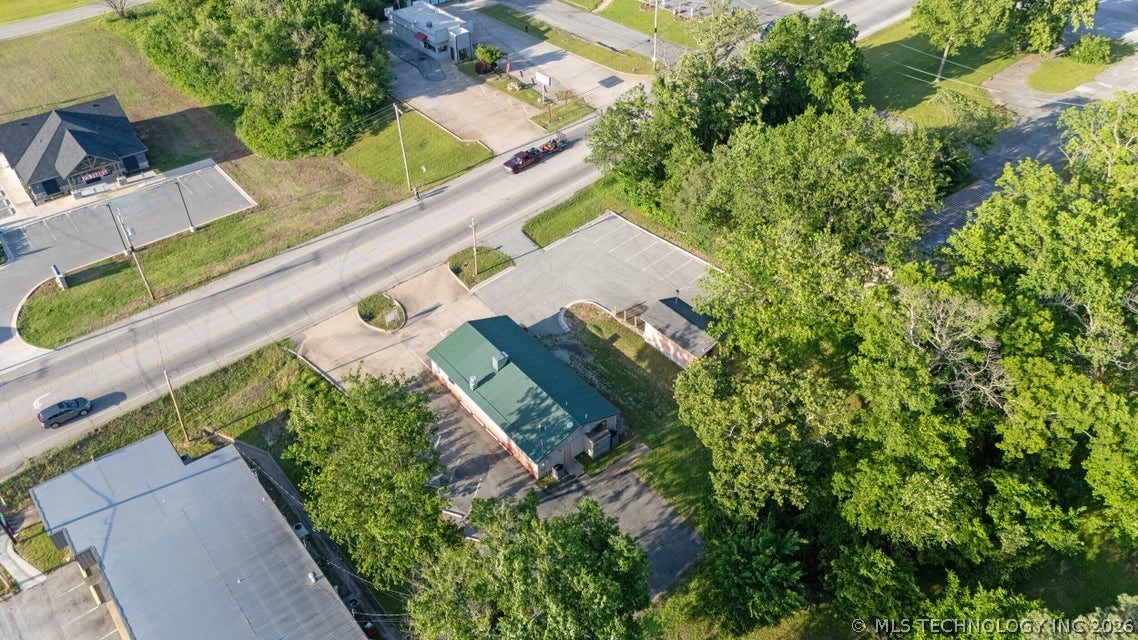 310 E 3rd Street Grove OK 74344