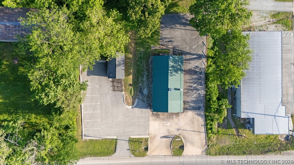 310 E 3rd Street Grove OK 74344