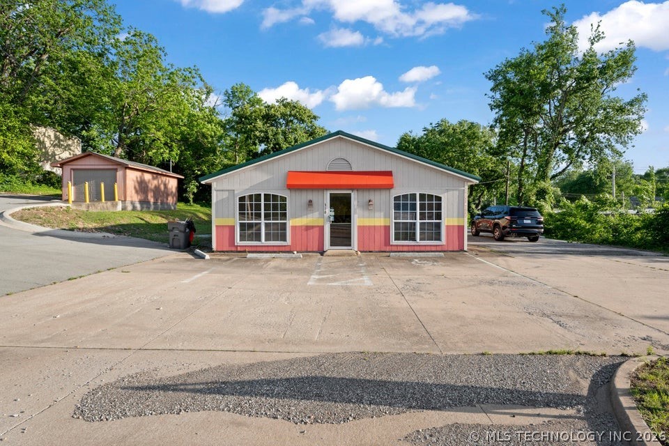 310 E 3rd Street Grove OK 74344