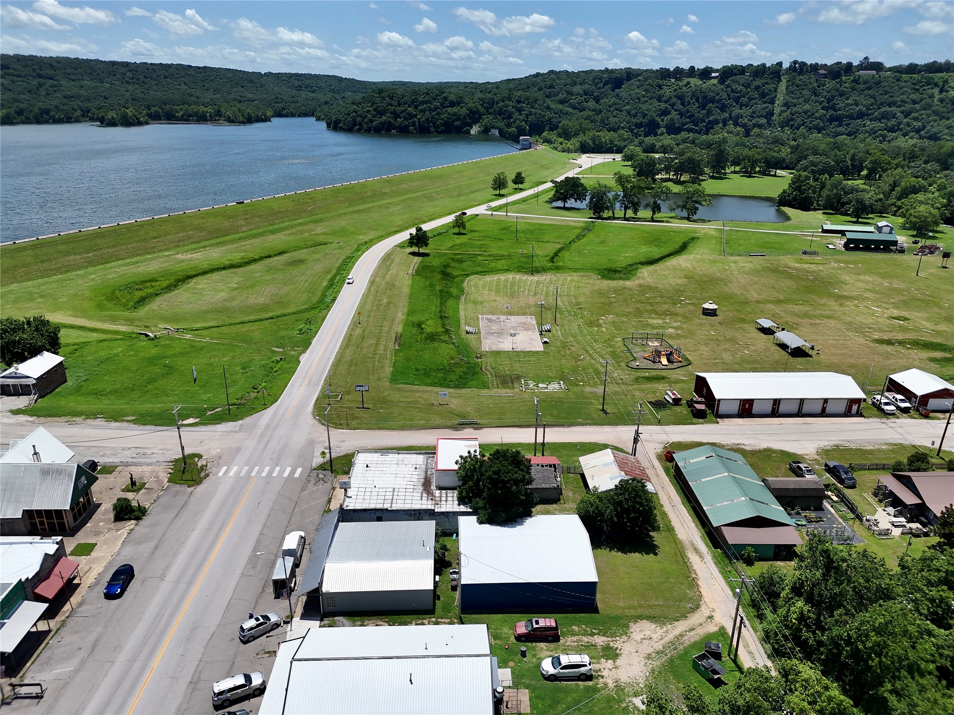 136 Main Street Spavinaw OK 74366