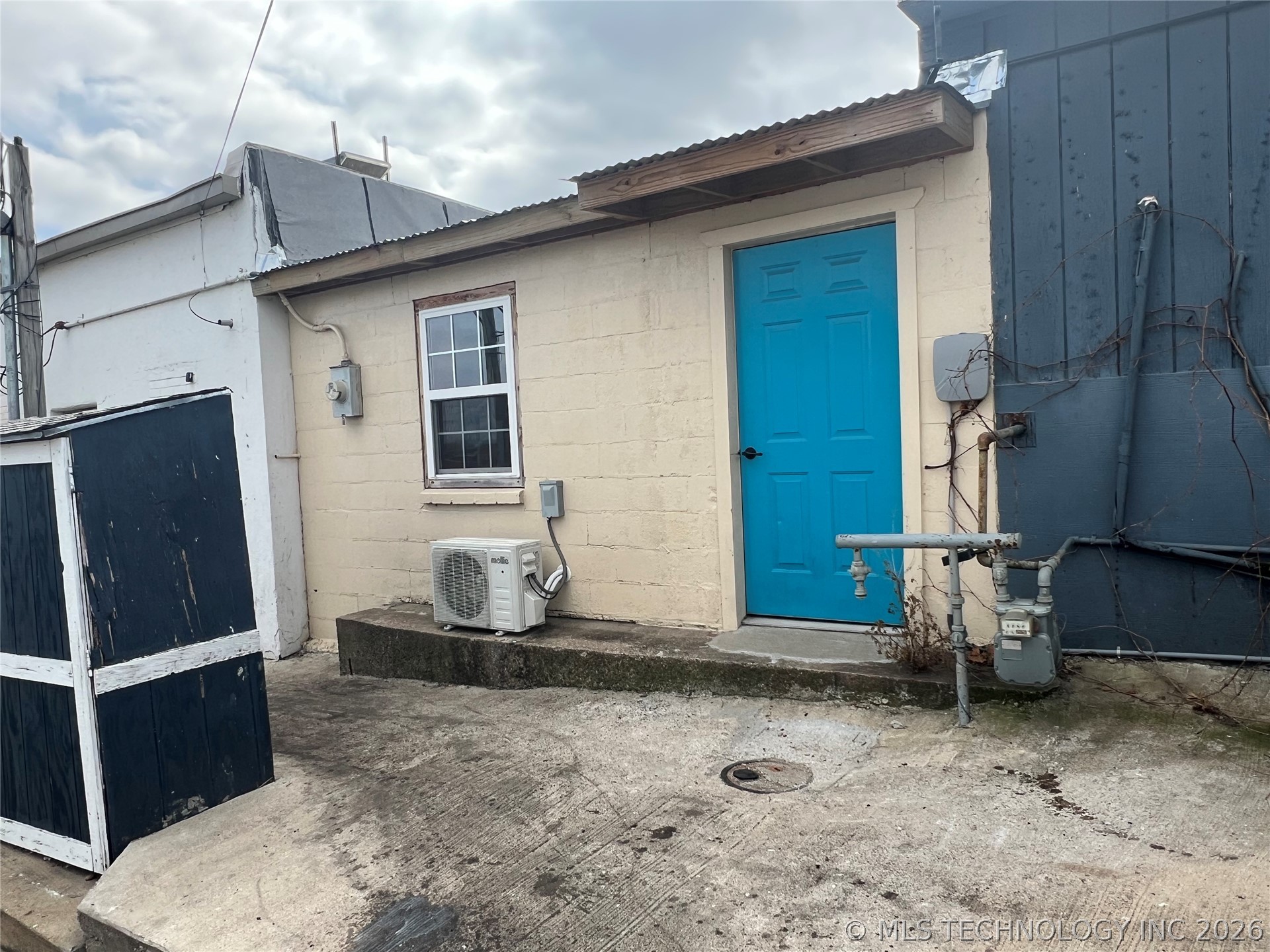 307 W Gentry Street Checotah OK 74426