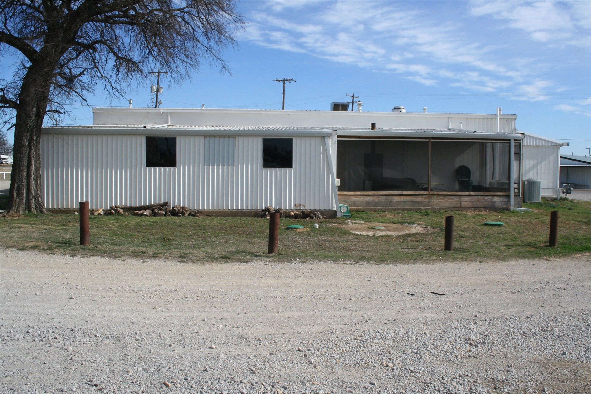 1981 Cimmaron Road Wilson OK 73463