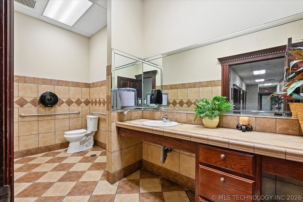 4915 S Union Avenue Tulsa OK 74107