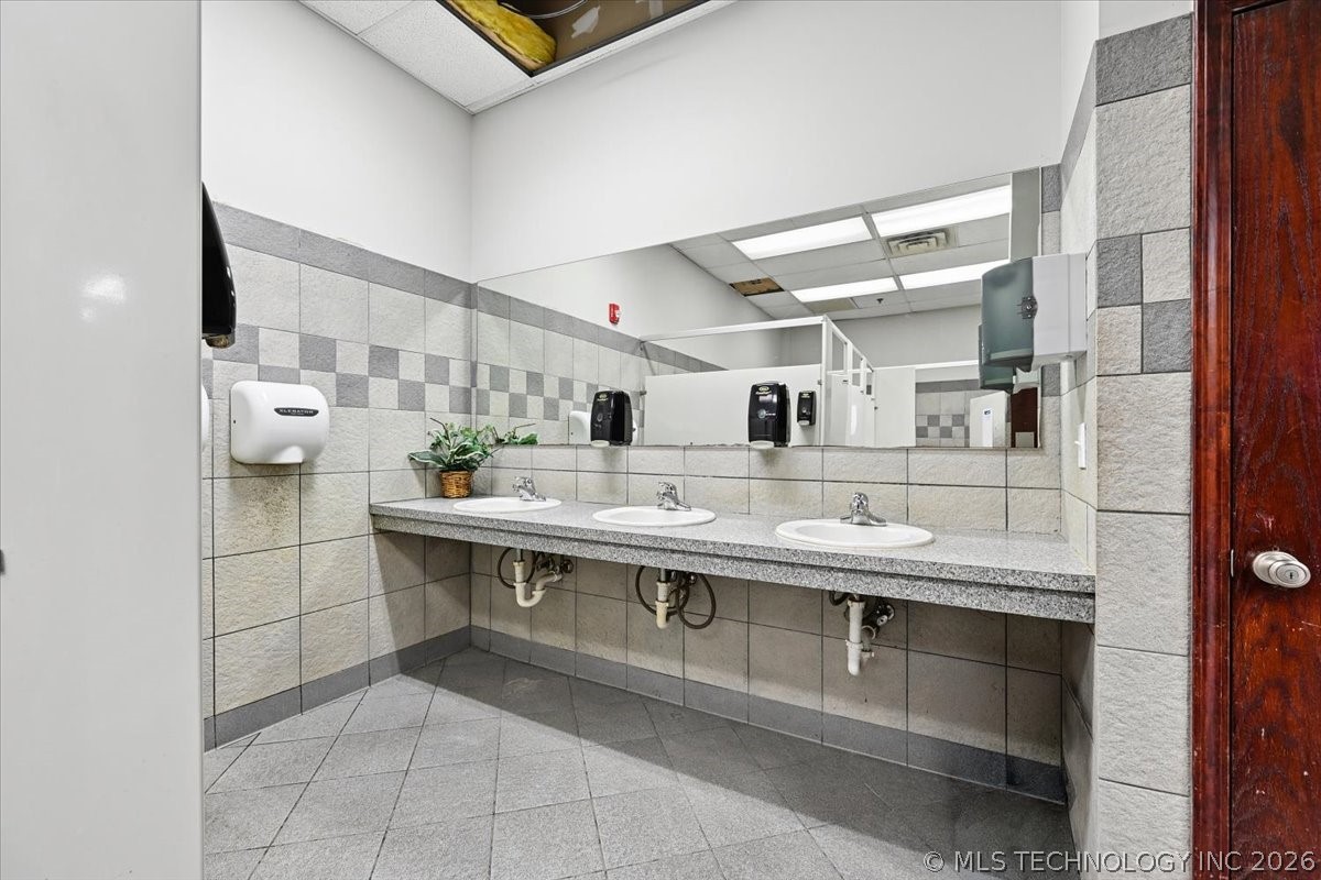 4915 S Union Avenue Tulsa OK 74107